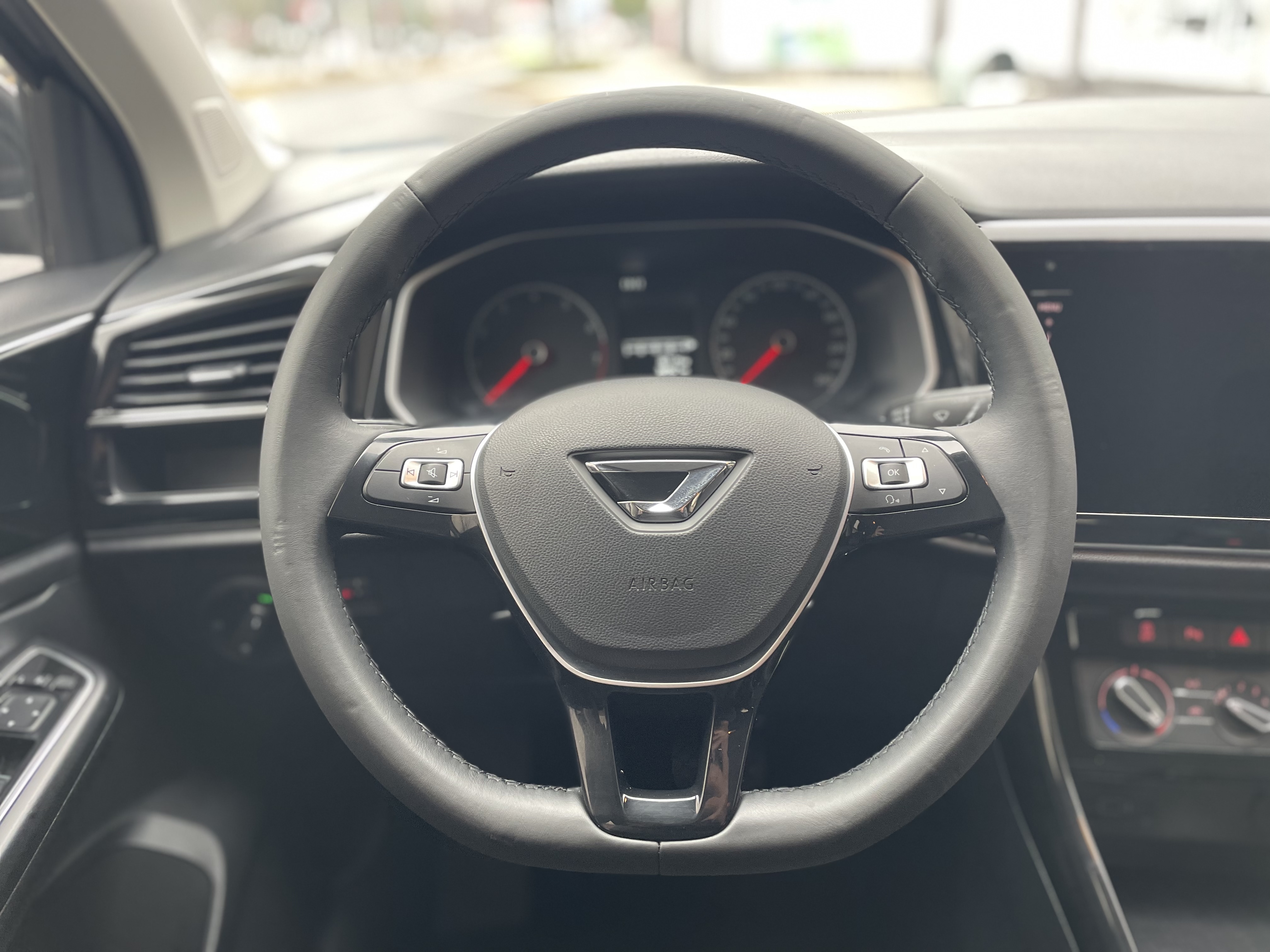 VS5 2022 car image #17