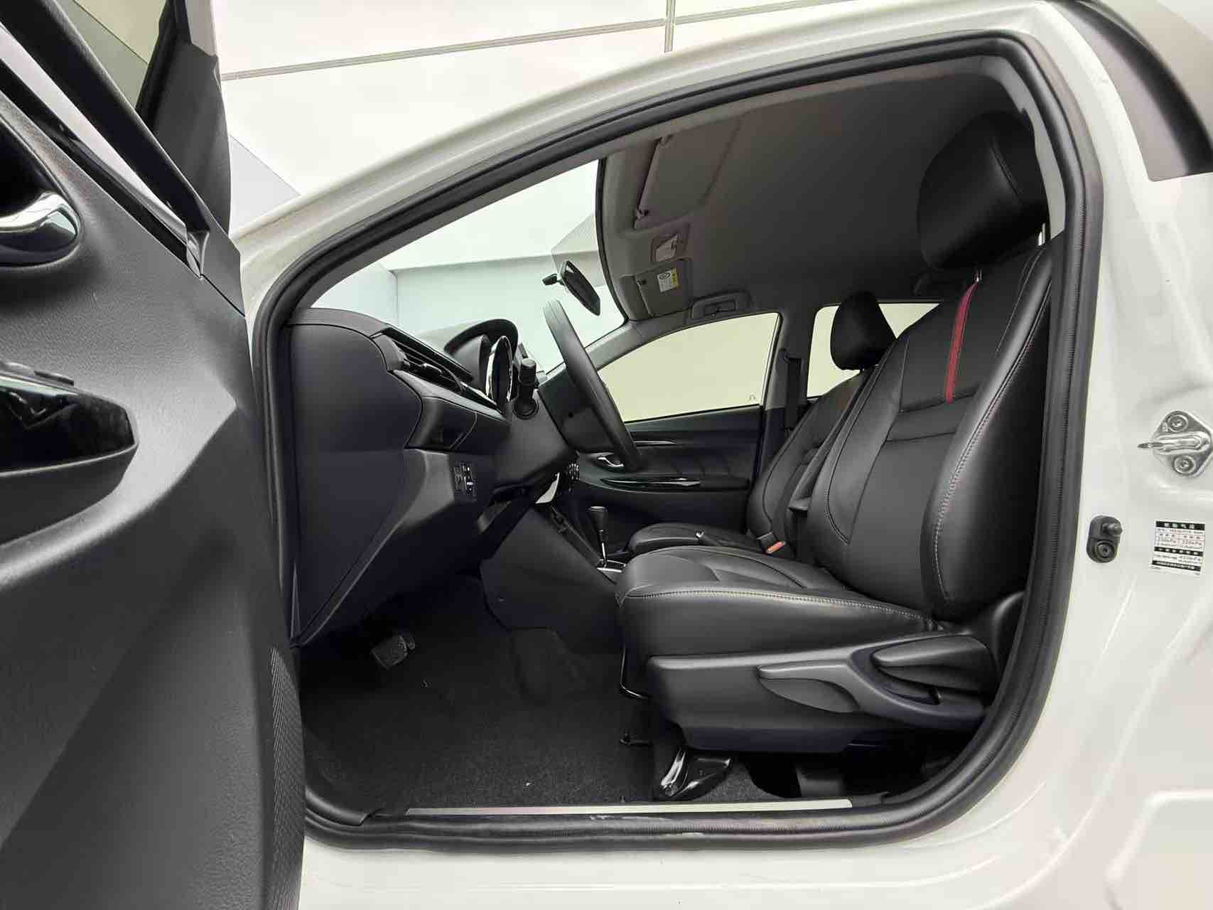 Yaris L Zhixuan 2023 car image #17