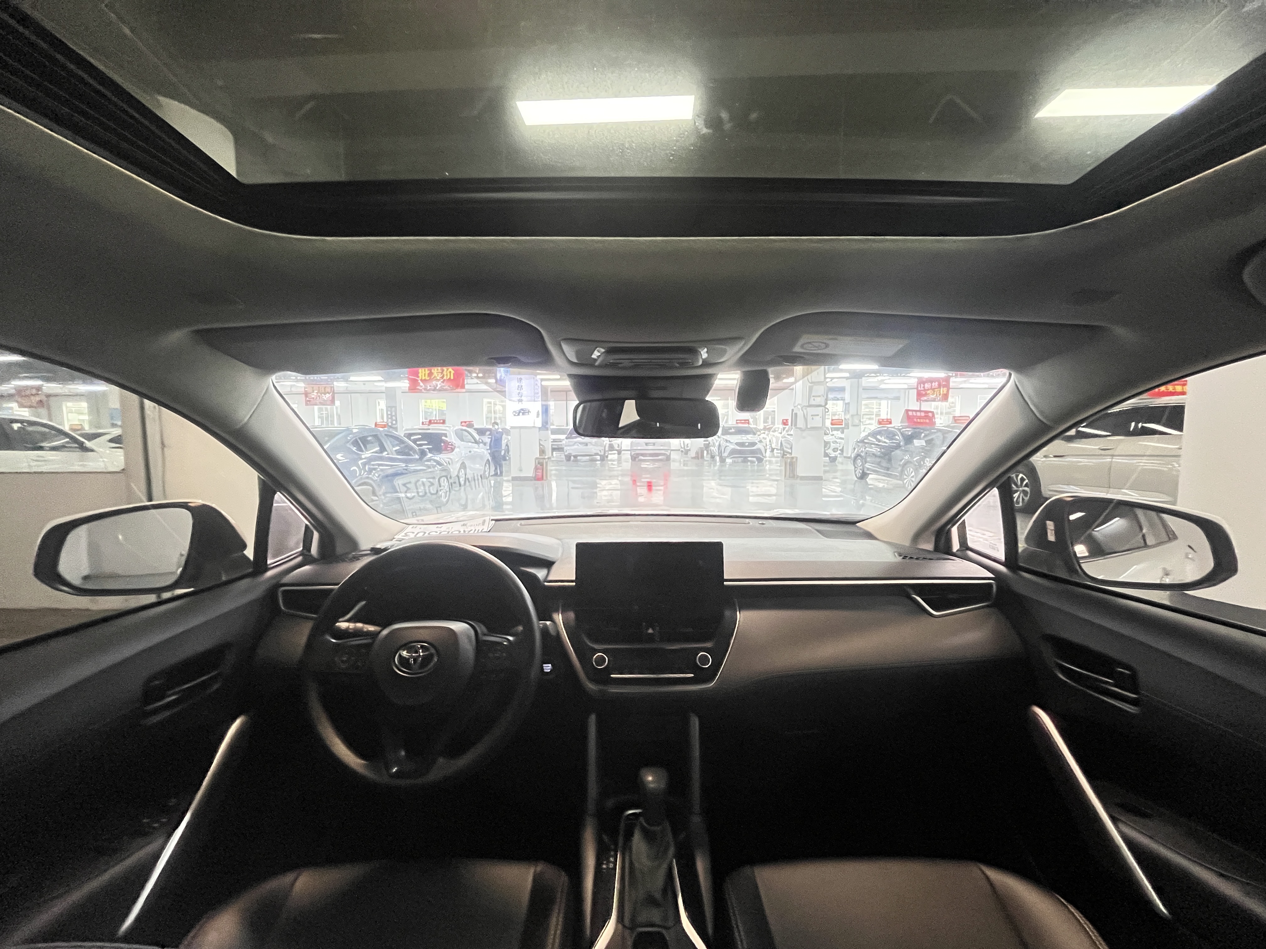 Toyota Corolla Cross 2023 car image #17