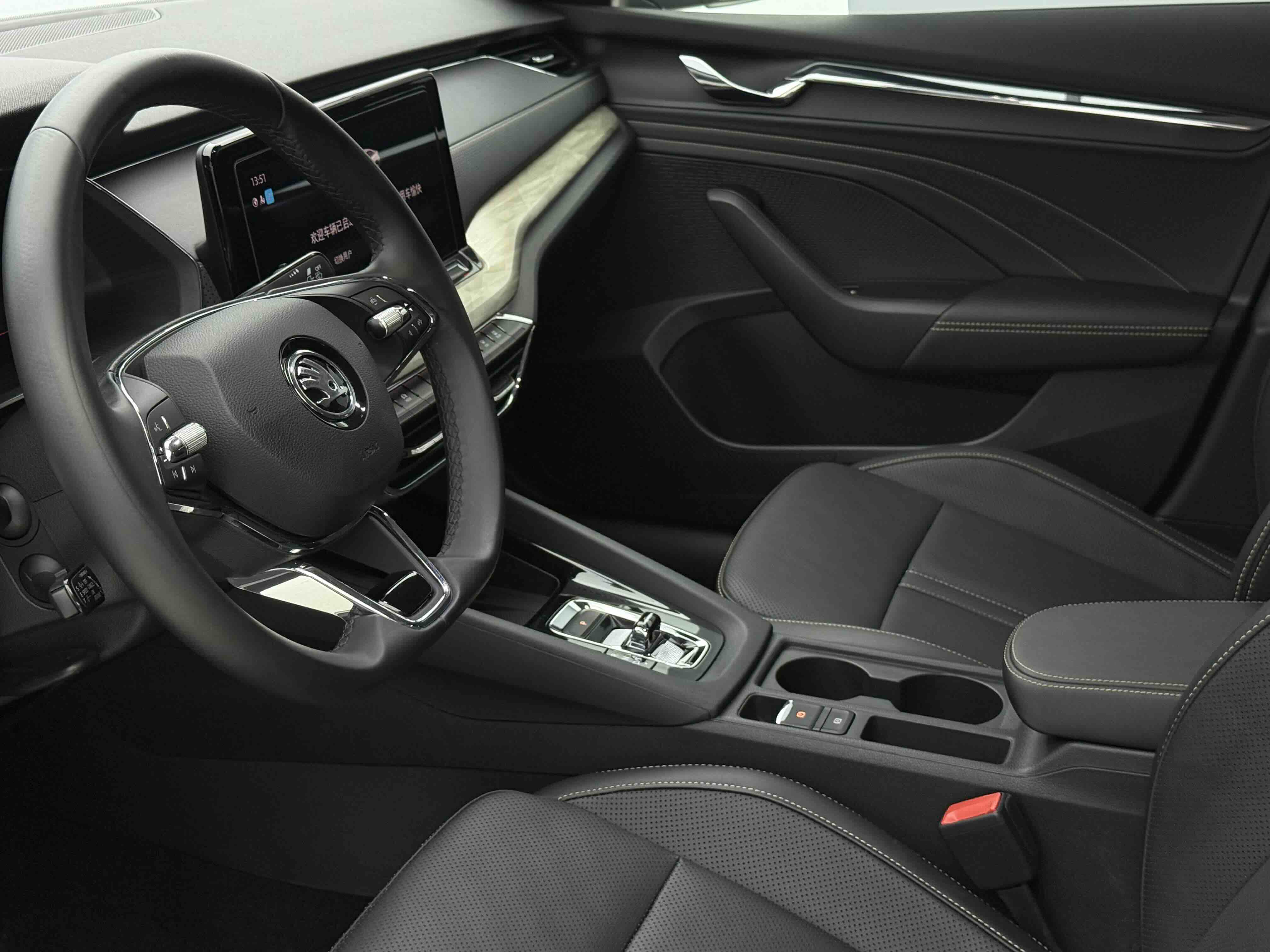 Skoda Octavia 2022 #17 Skoda Octavia 2022 car image #17