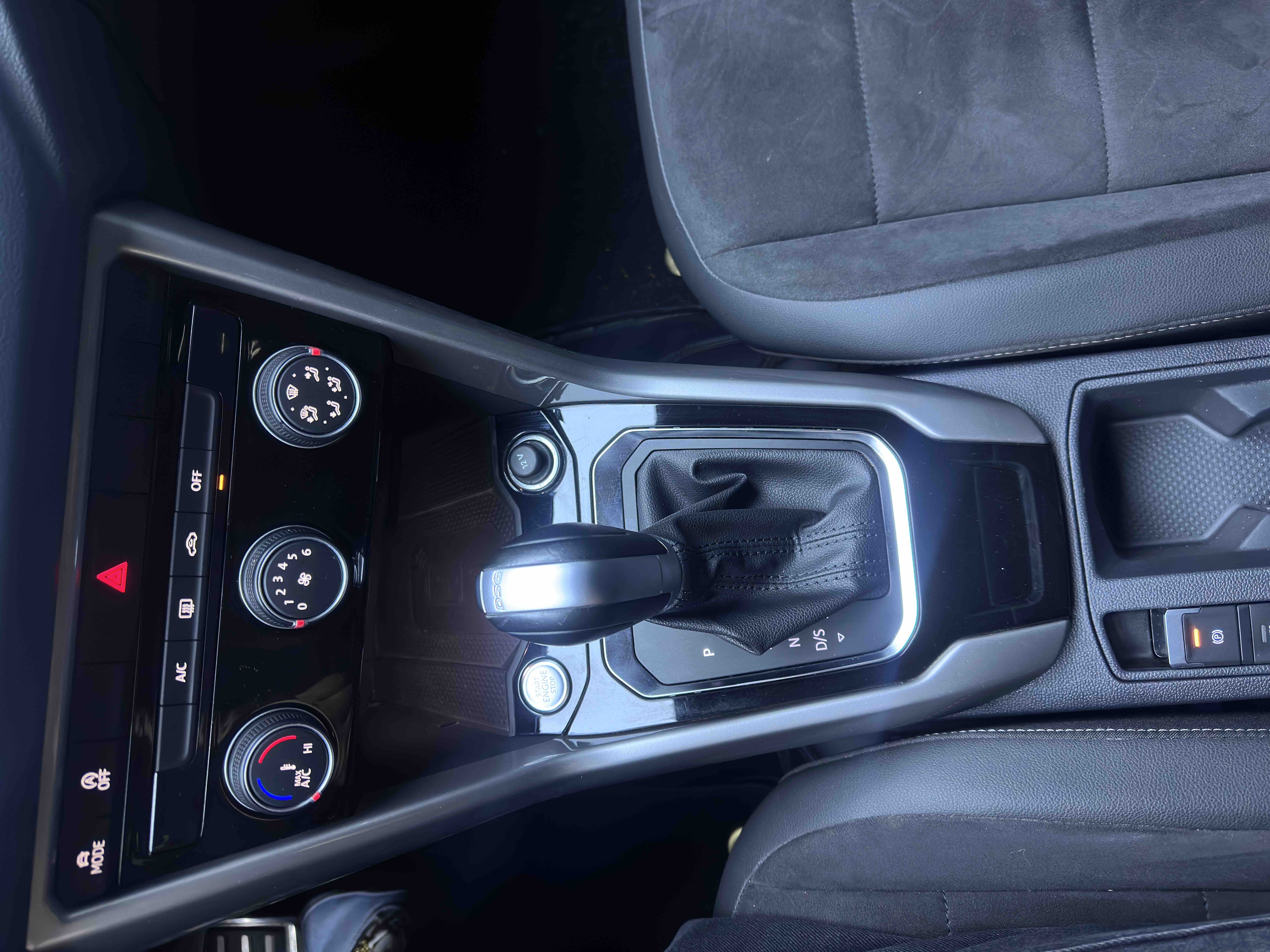 T-Roc 2022 car image #17