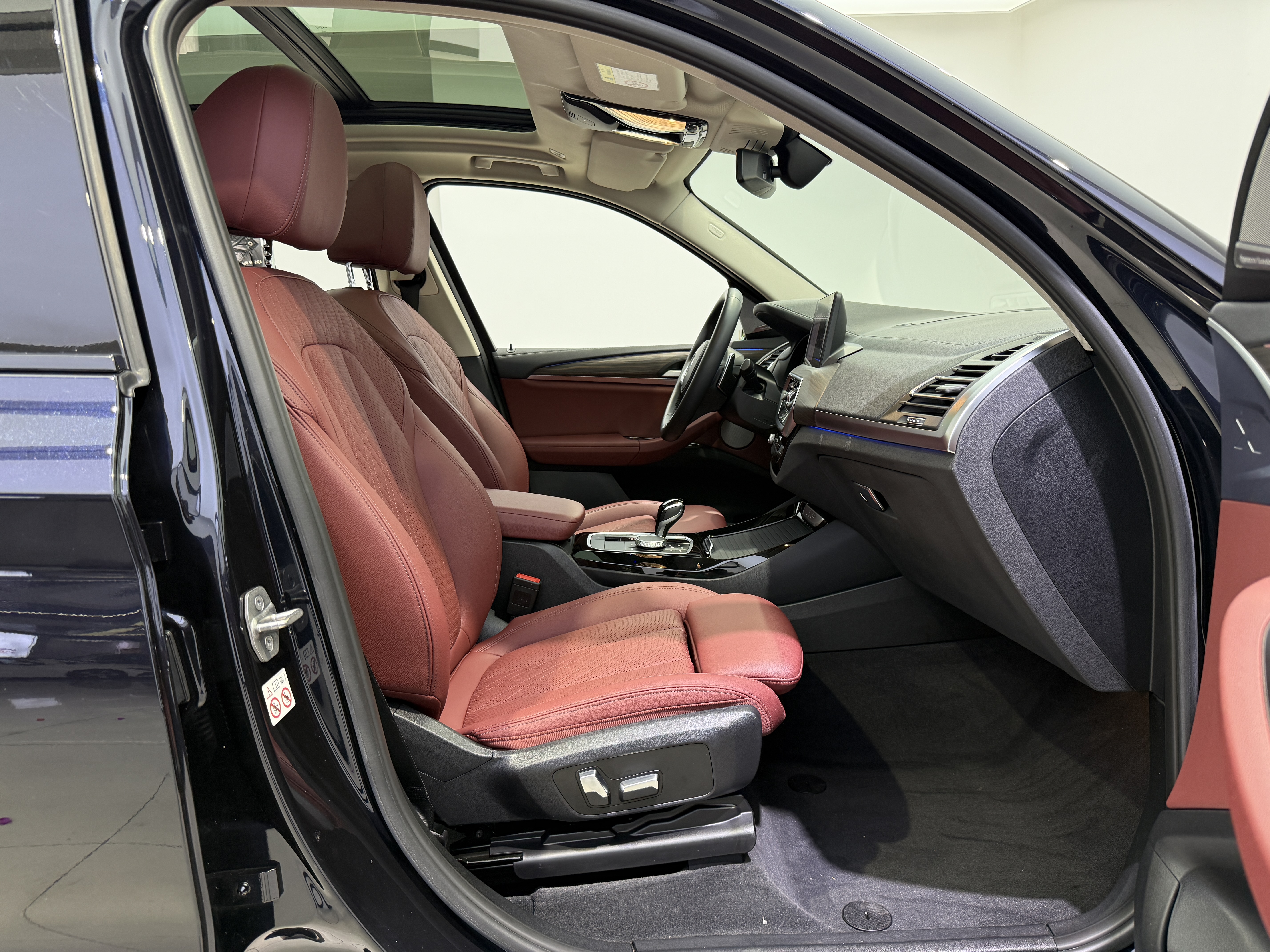 BMW X3 2023 car image #17