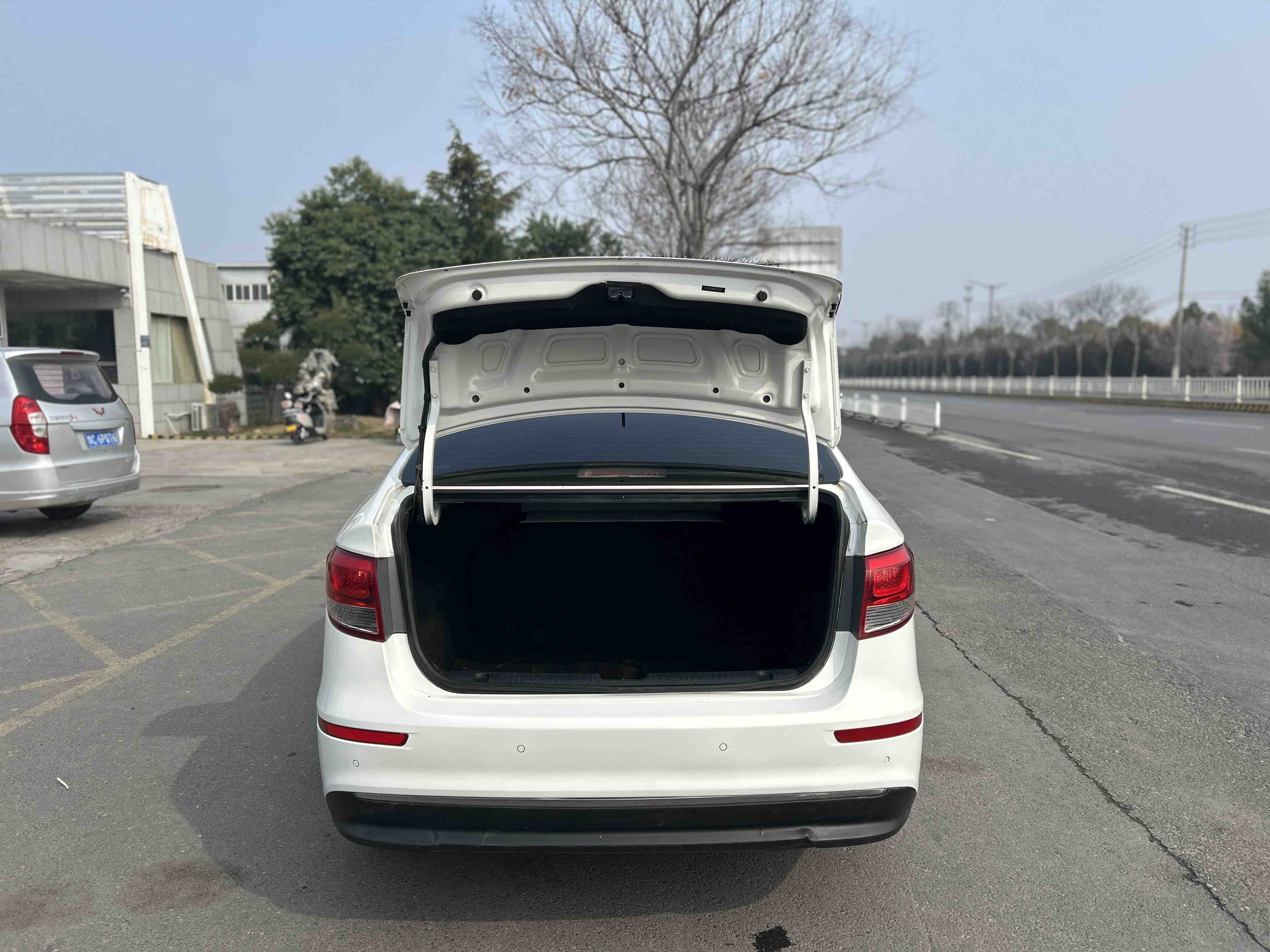 起亚 起亚K2 2016 汽车图片 #17