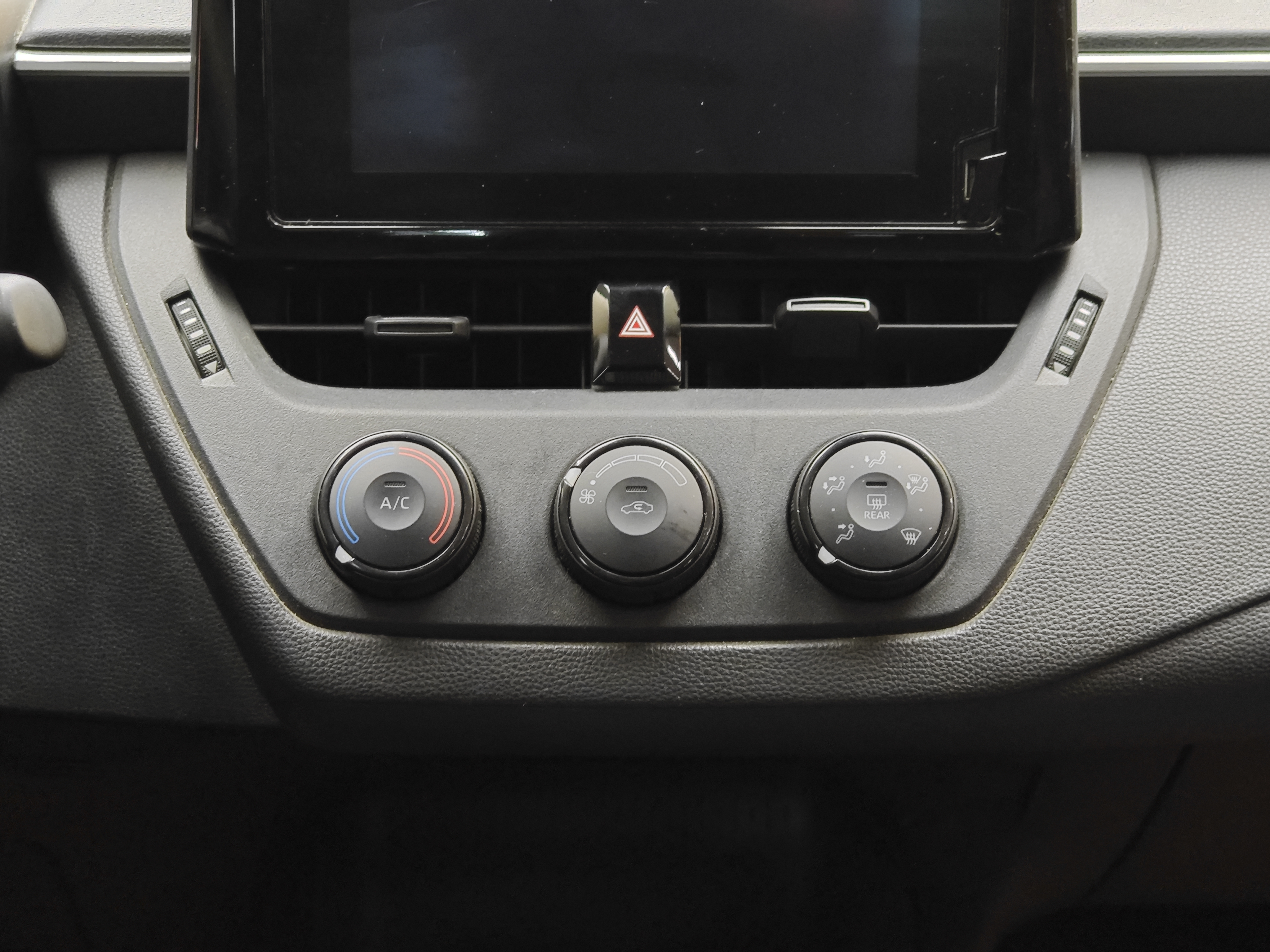 Toyota Corolla 2022 #17 Toyota Corolla 2022 car image #17
