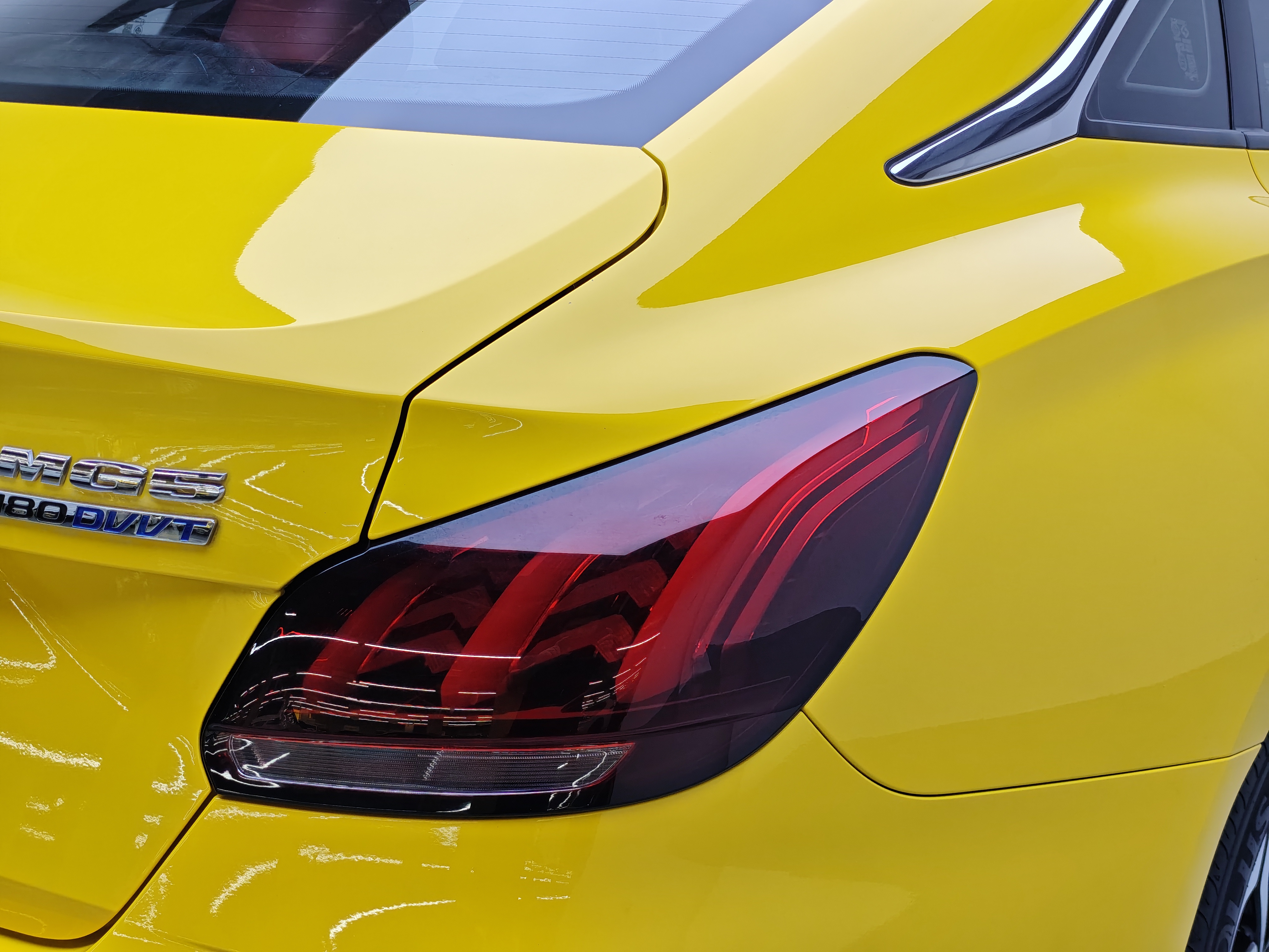 5 2022 #17 5 2022 immagine di auto #17