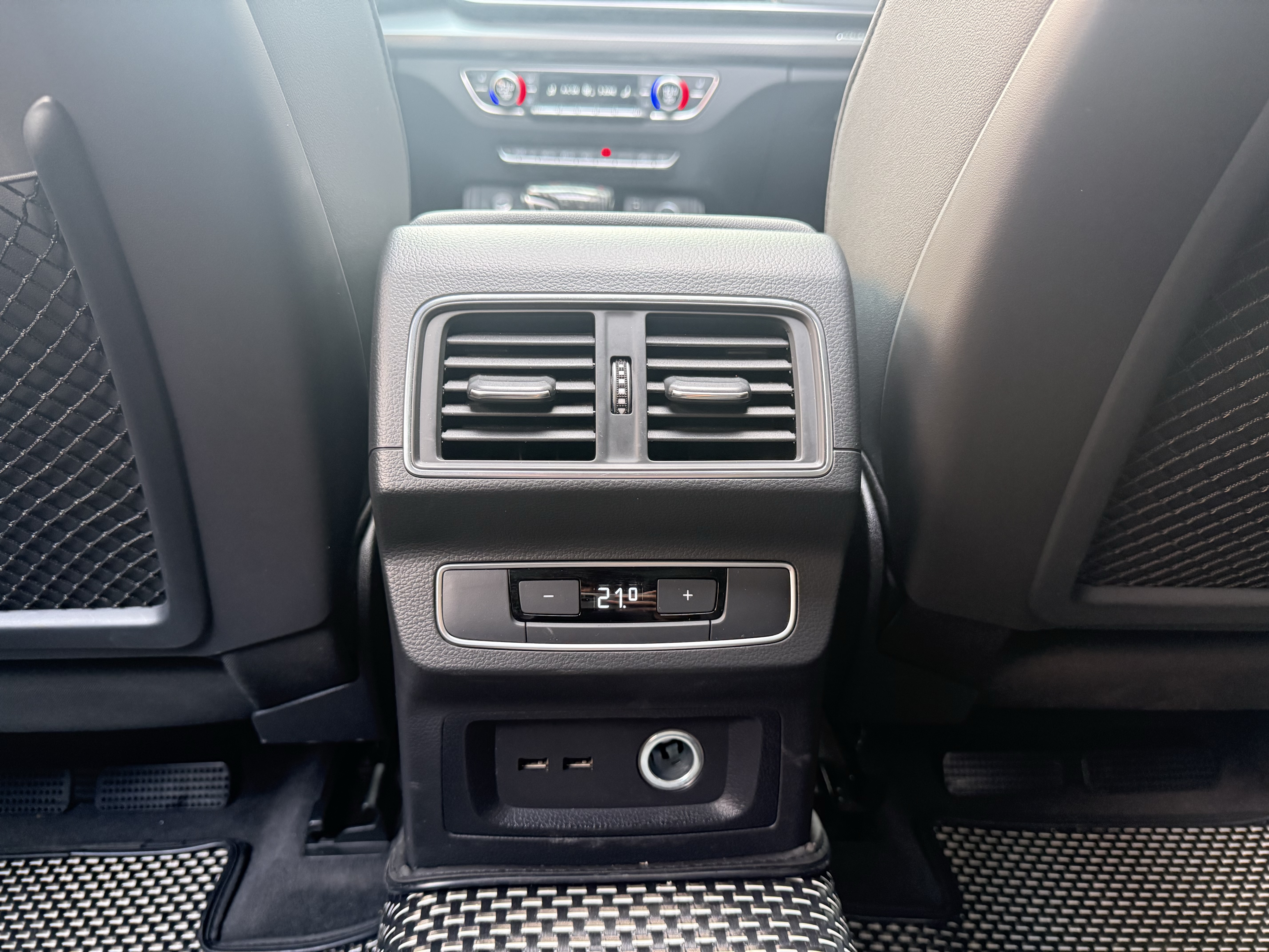 Audi Q5L 2022 #17 Audi Q5L 2022 car image #17