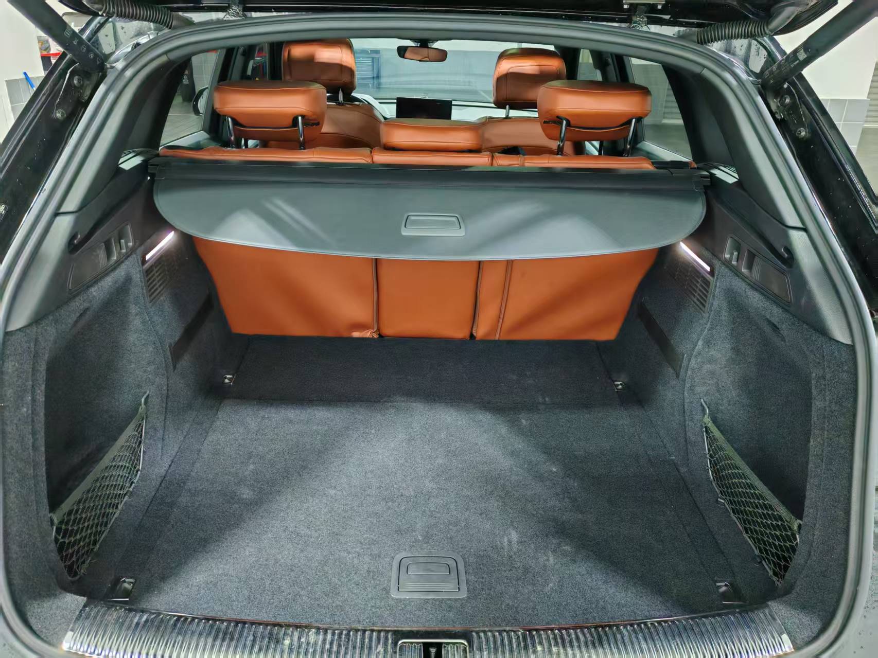 Audi Q5L 2023 car image #17