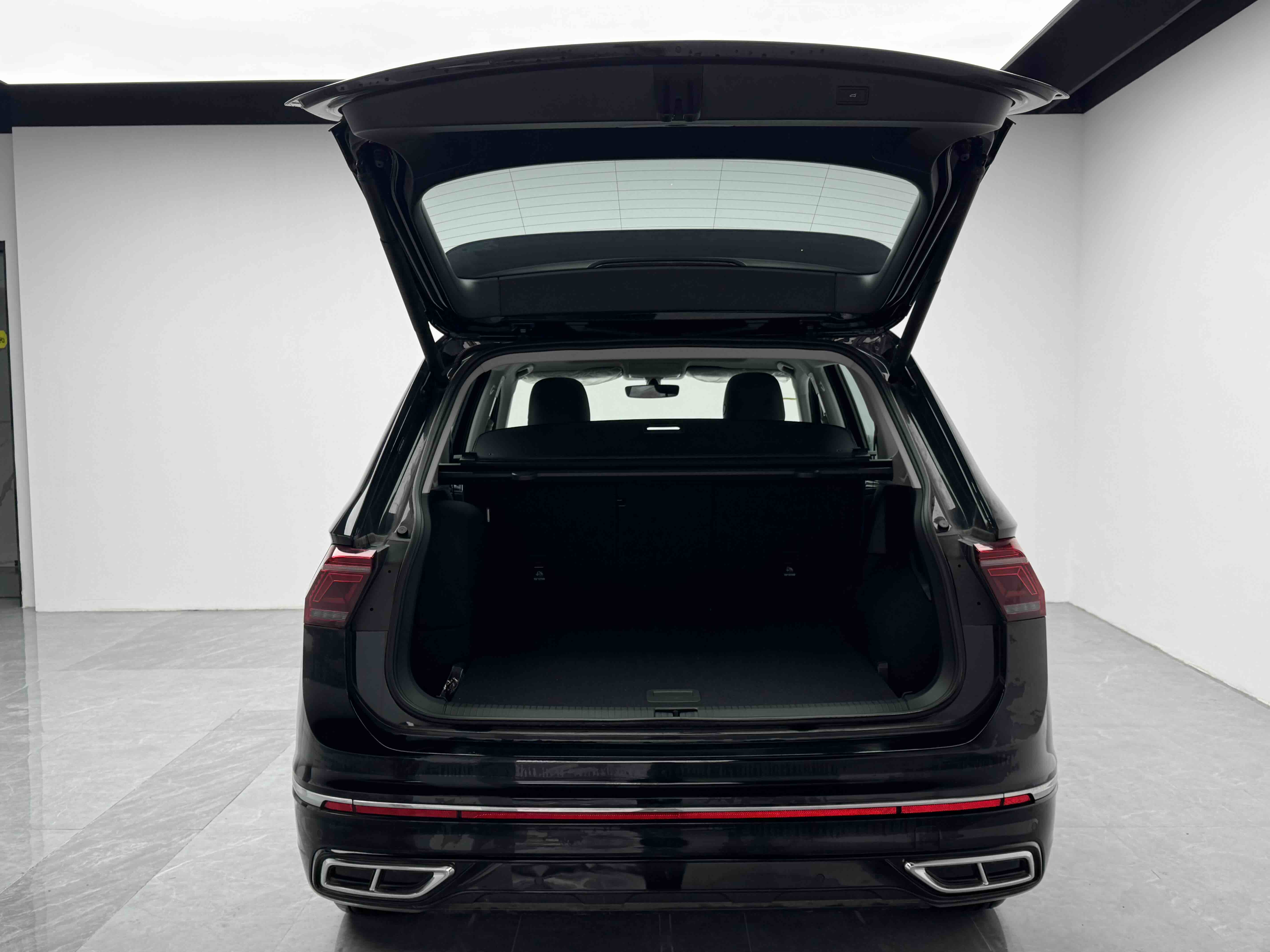 Volkswagen Tiguan L New Energy 2025 car image #17