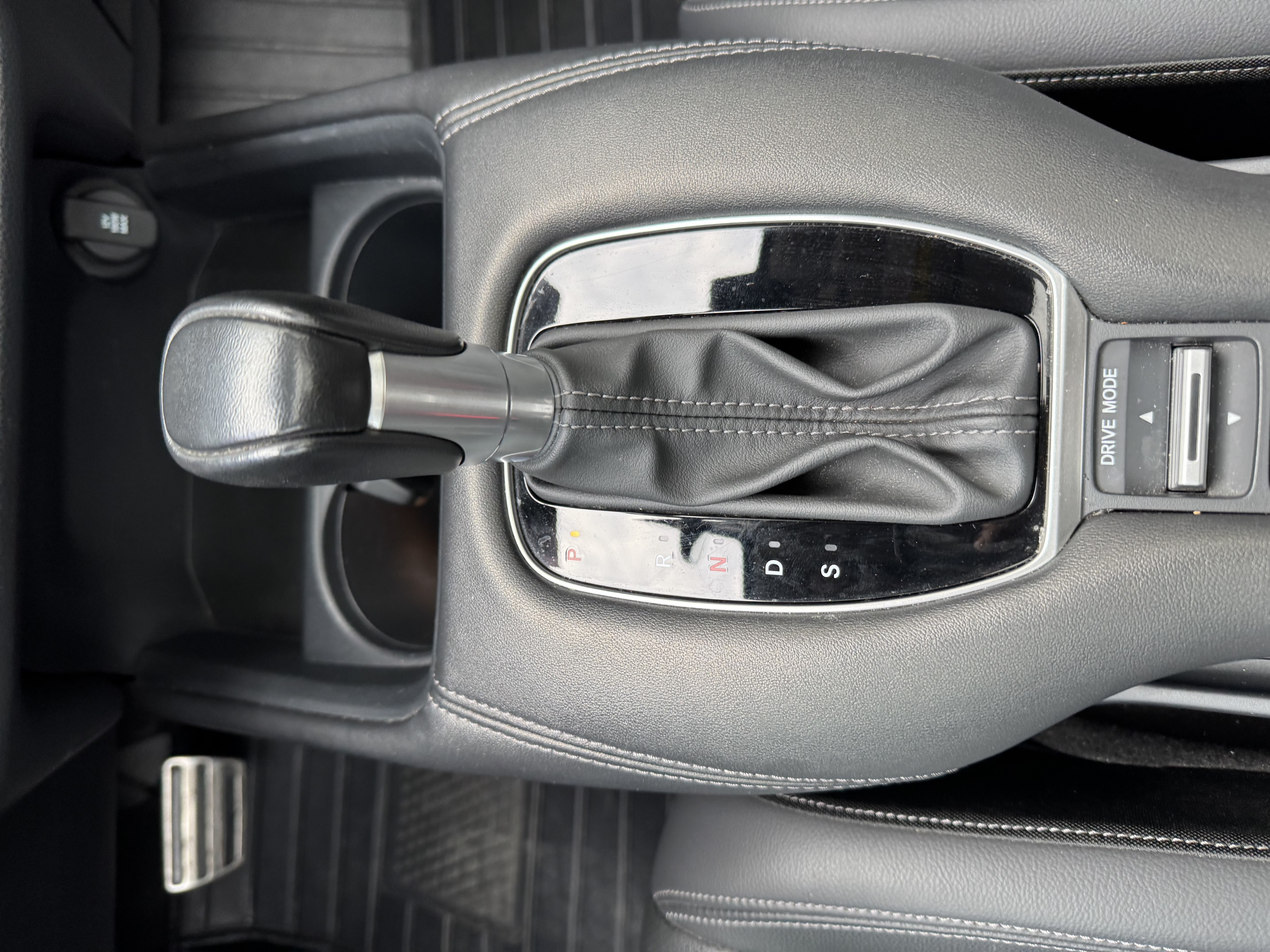 Honda ZR-V 2024 car image #17