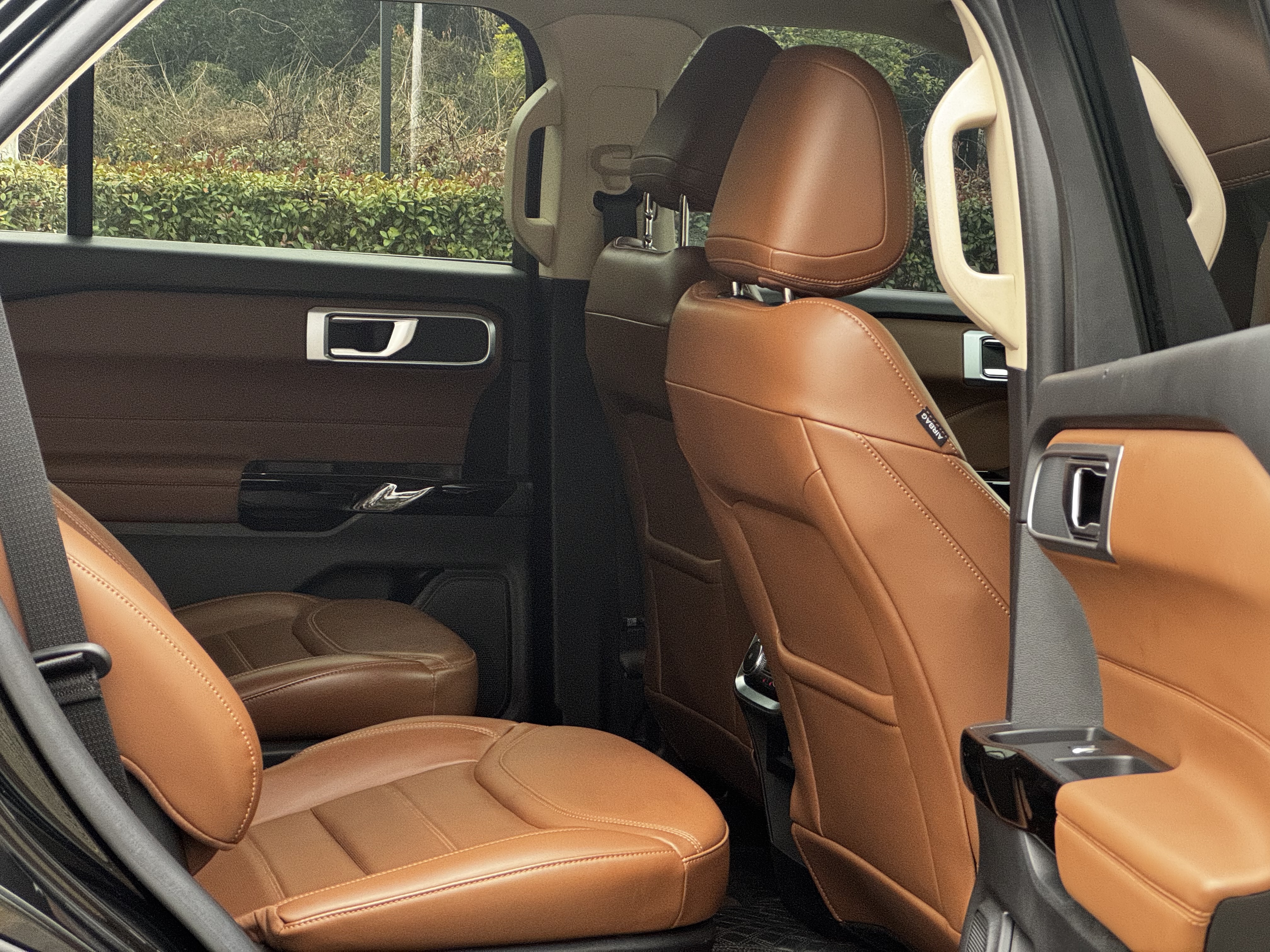 Ford Explorer 2024 صورة سيارة #17