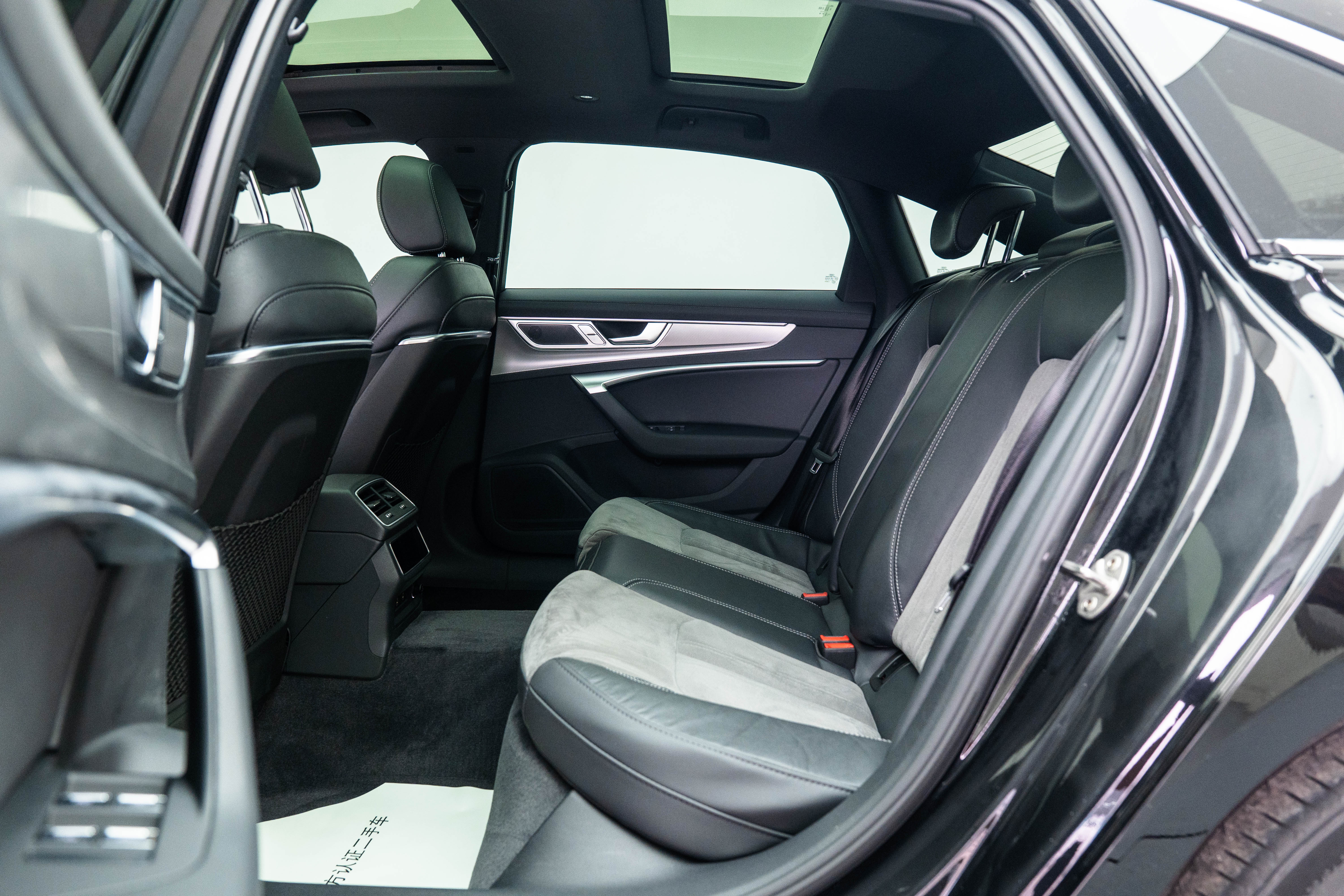 Audi A6L New Energy 2023 #17 Audi A6L New Energy 2023 car image #17