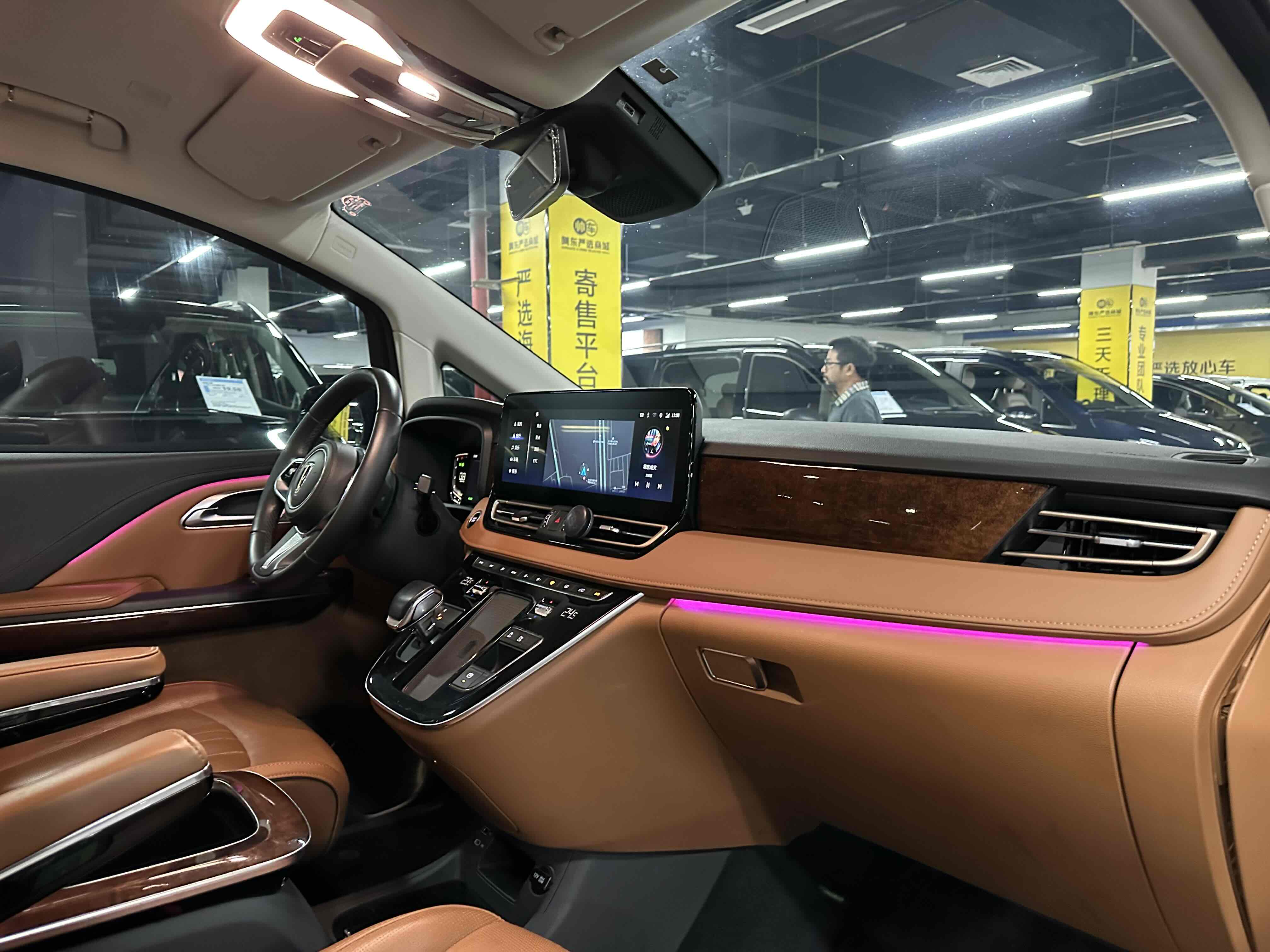 HongQi GuoLi 2022 car image #17