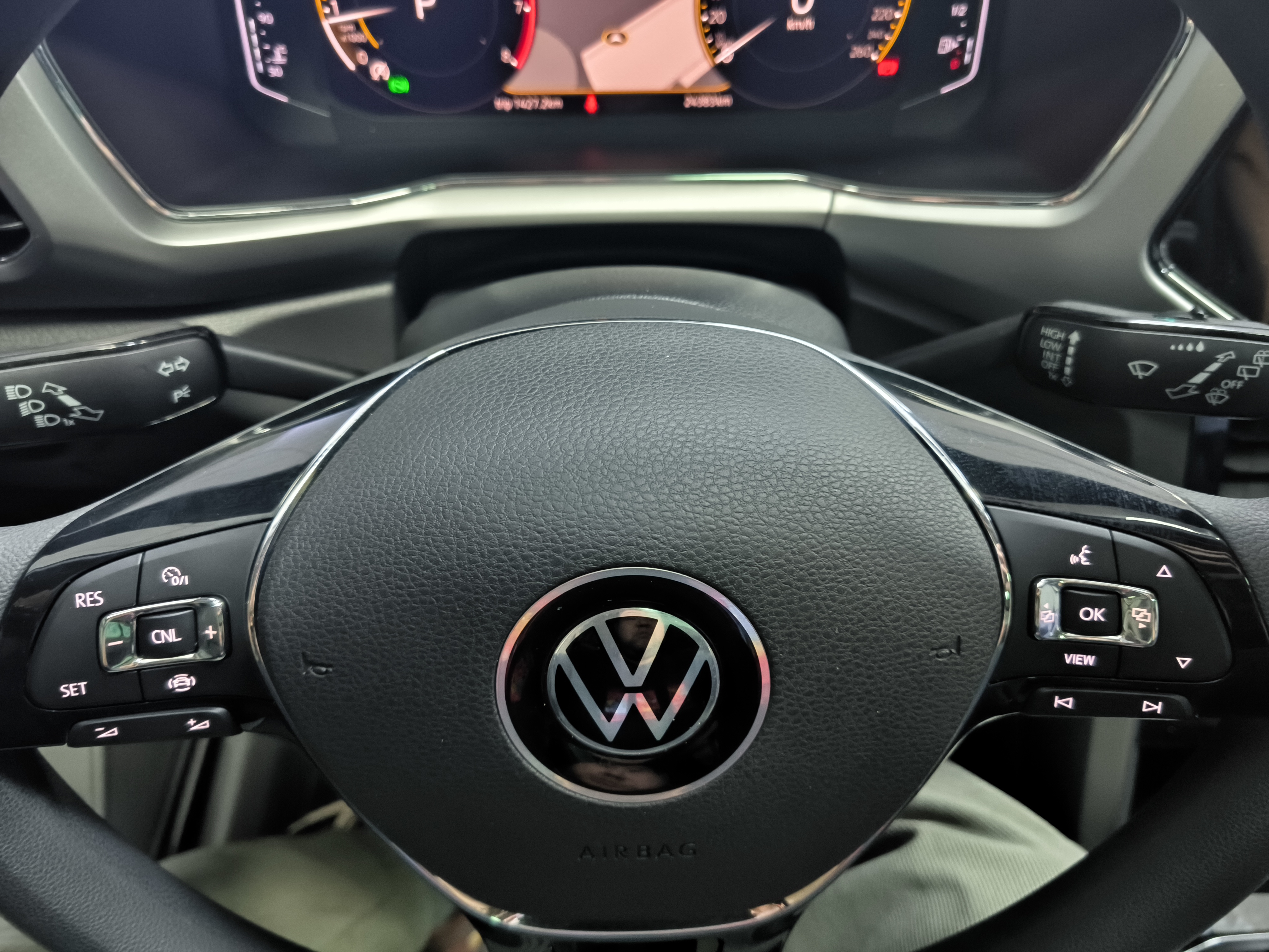 Volkswagen T-Cross 2023 #17 Volkswagen T-Cross 2023 car image #17