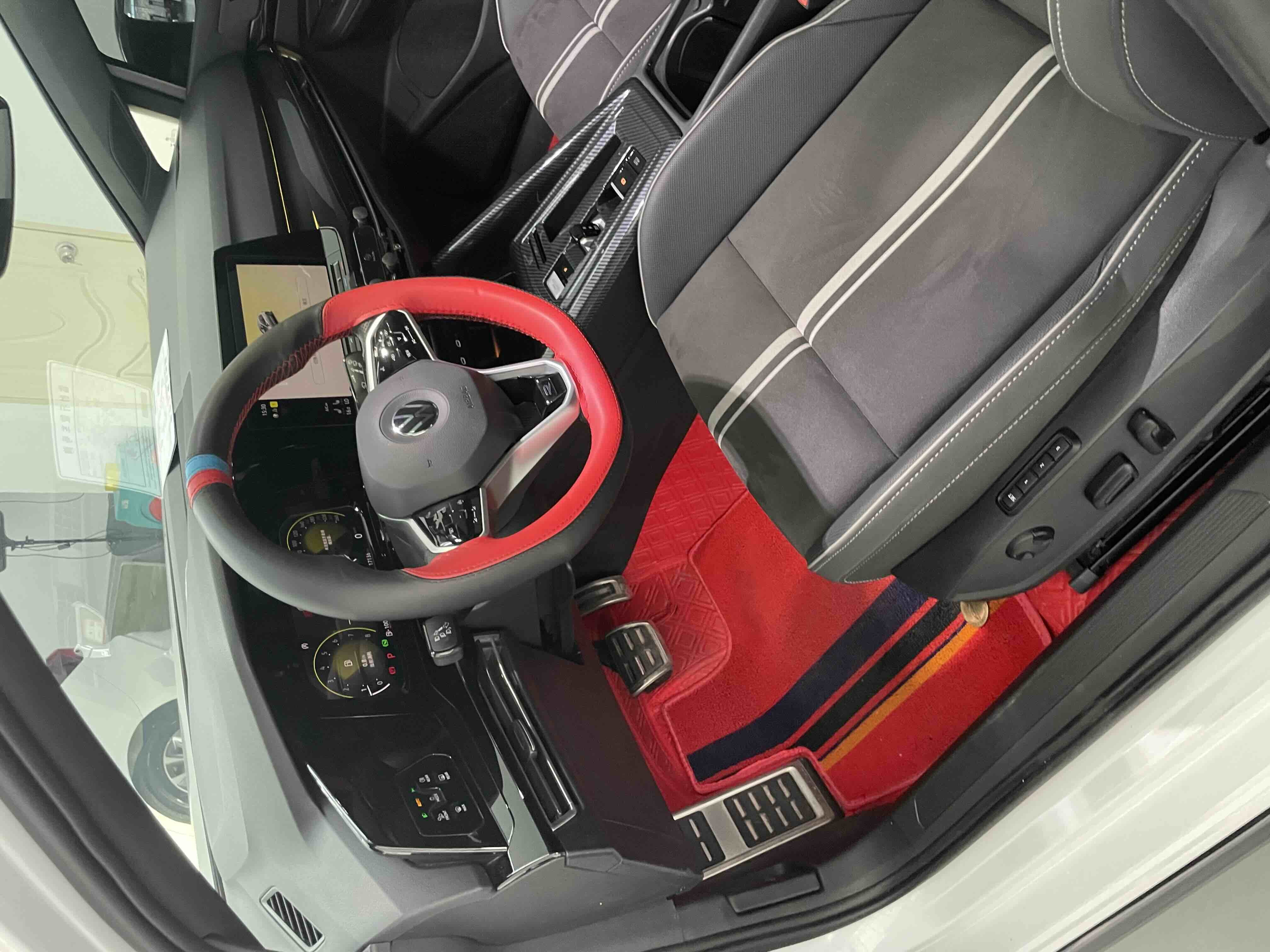 Volkswagen Golf 2023 #17 Volkswagen Golf 2023 car image #17