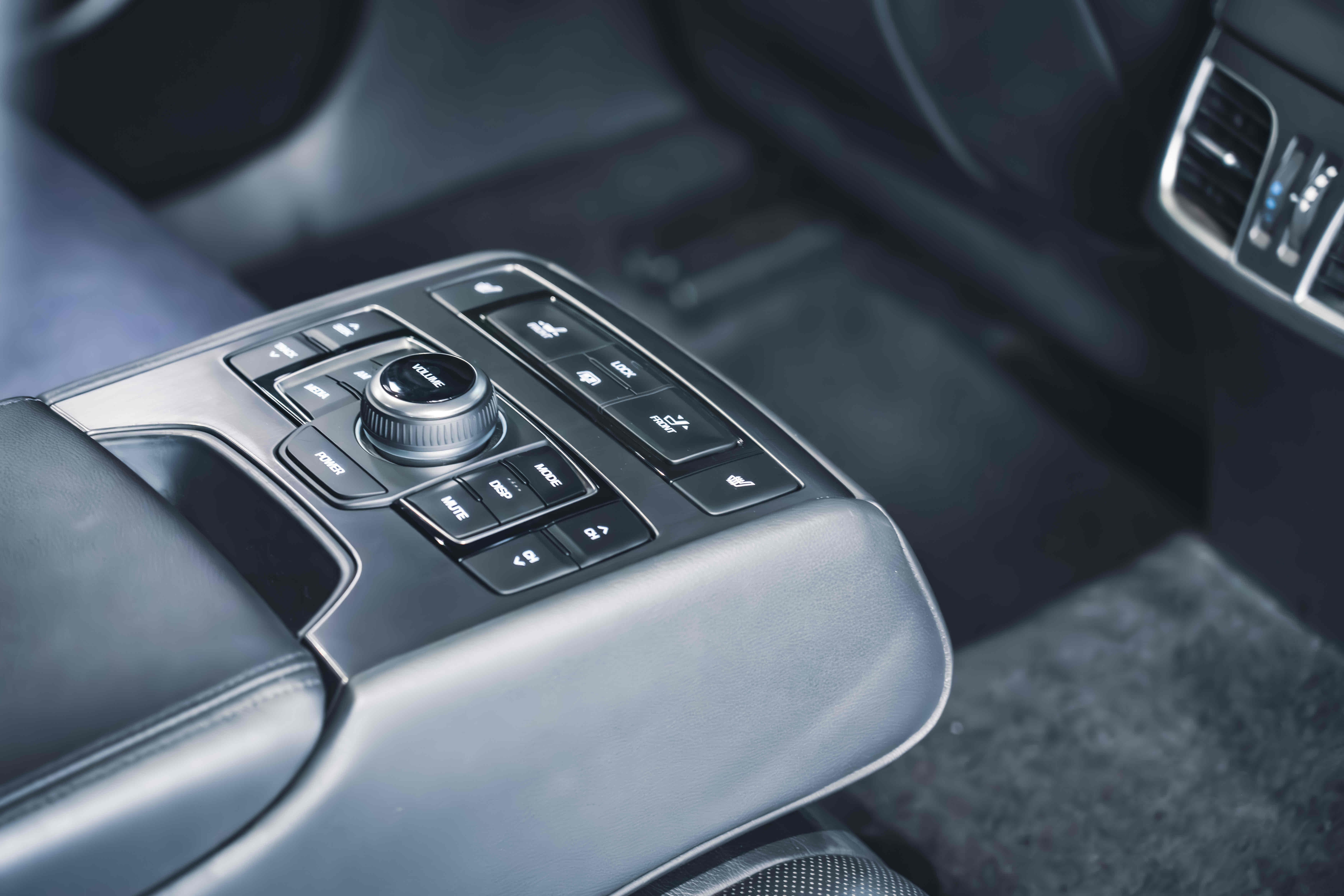 Hyundai Genesis 2015 #17 Hyundai Genesis 2015 car image #17