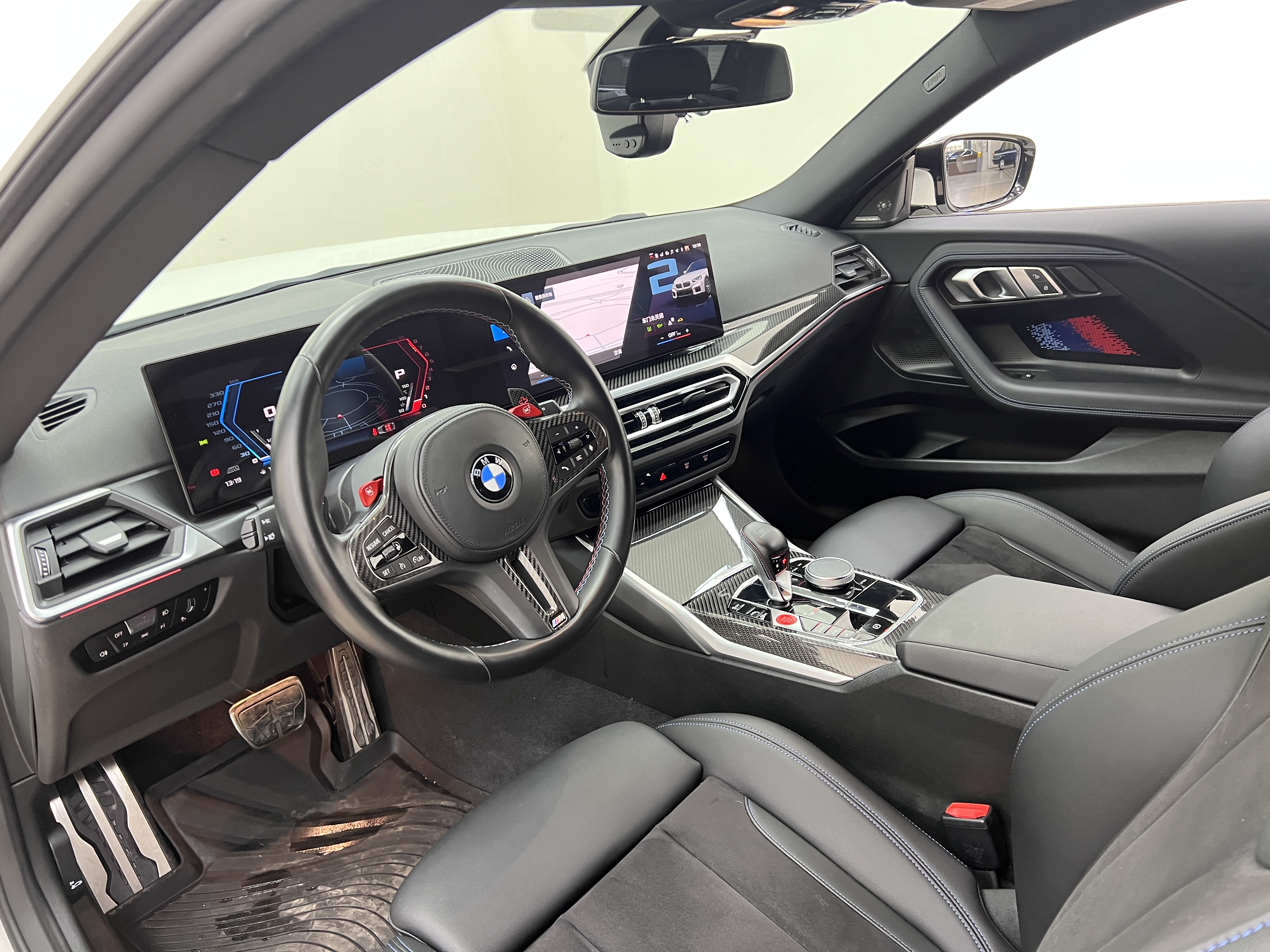 BMW M2 2023 immagine di auto #17