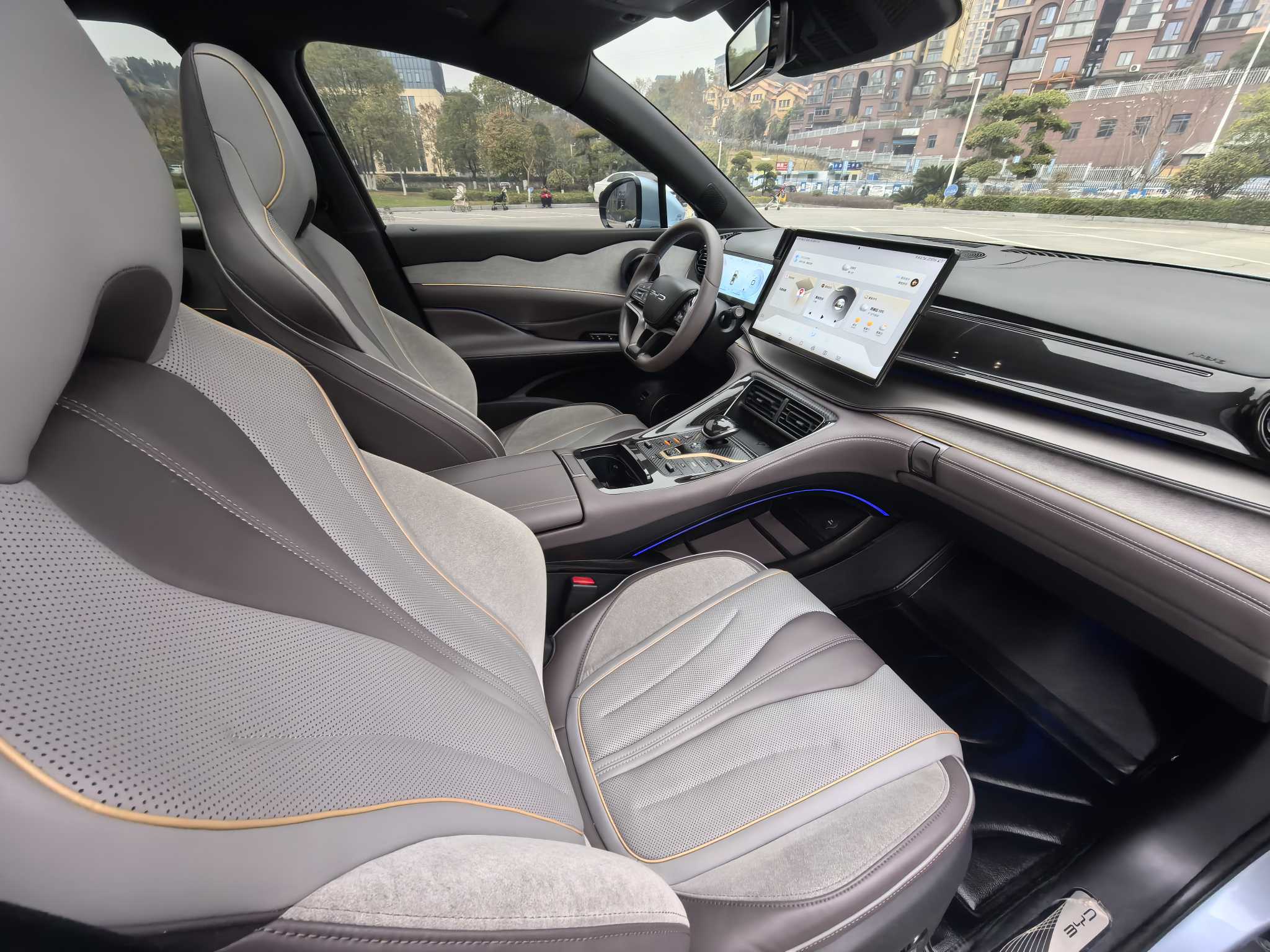 BYD Frigate 07 2023 car image #17