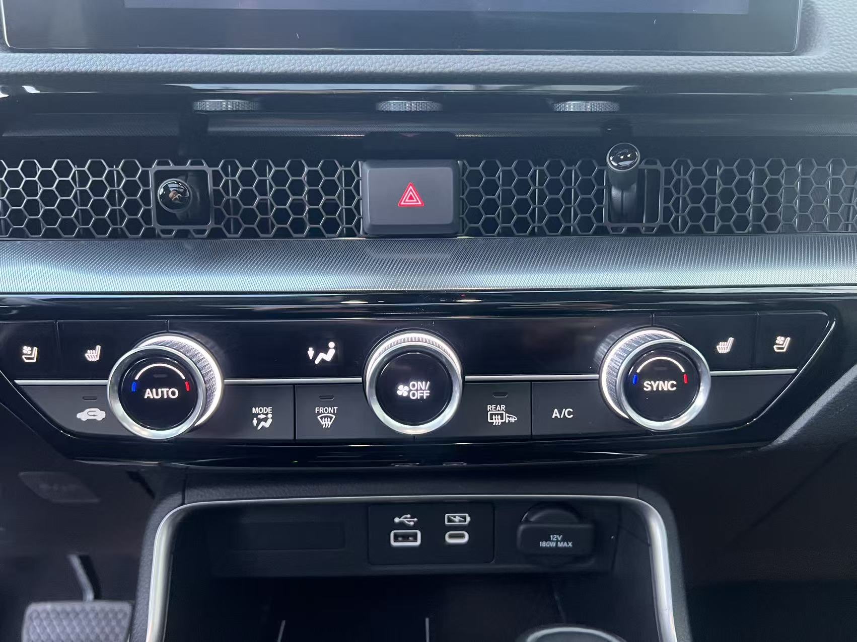 Honda Breeze 2006 car image #17