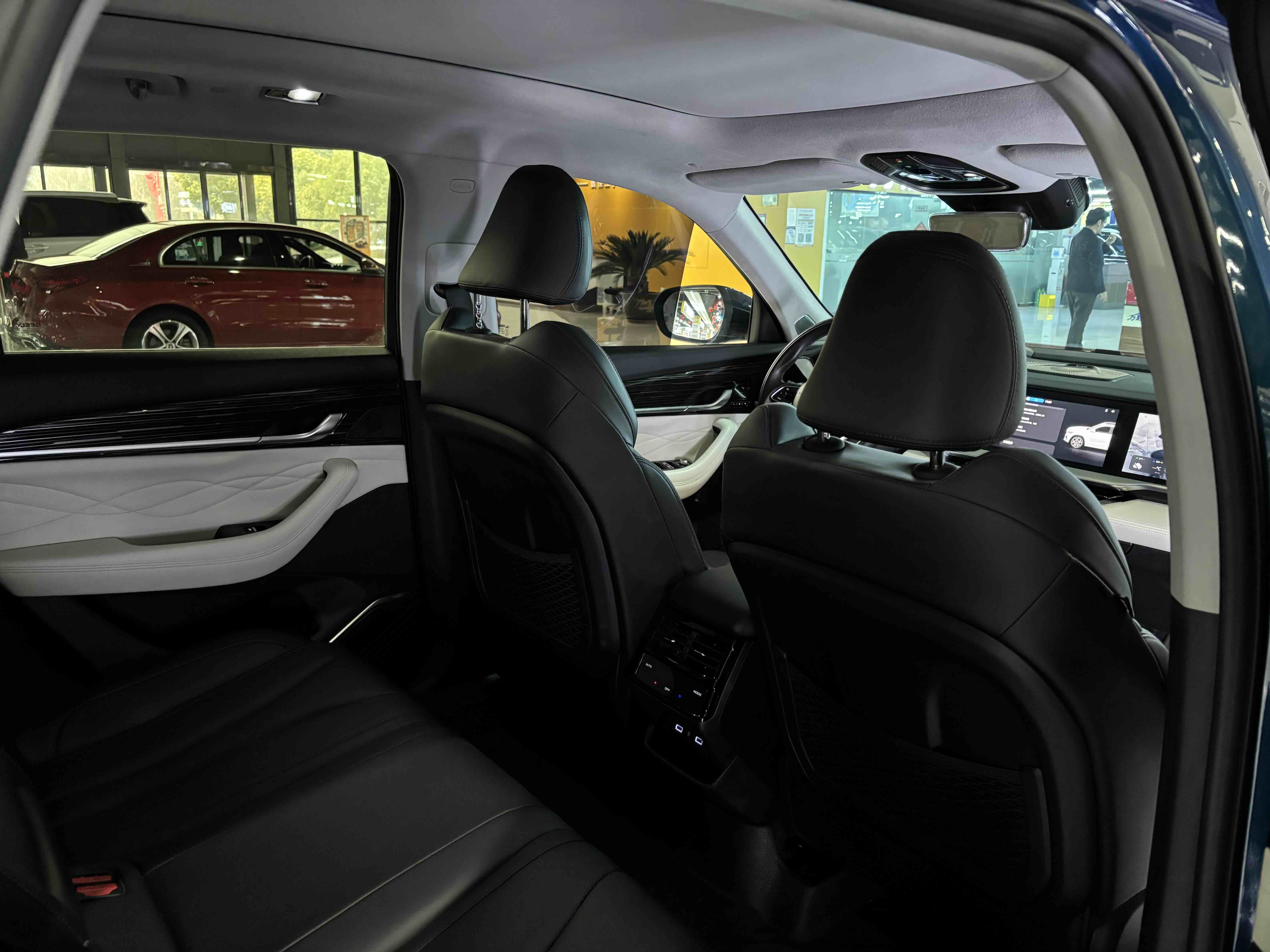 GEELY Monjaro 2024 immagine di auto #17