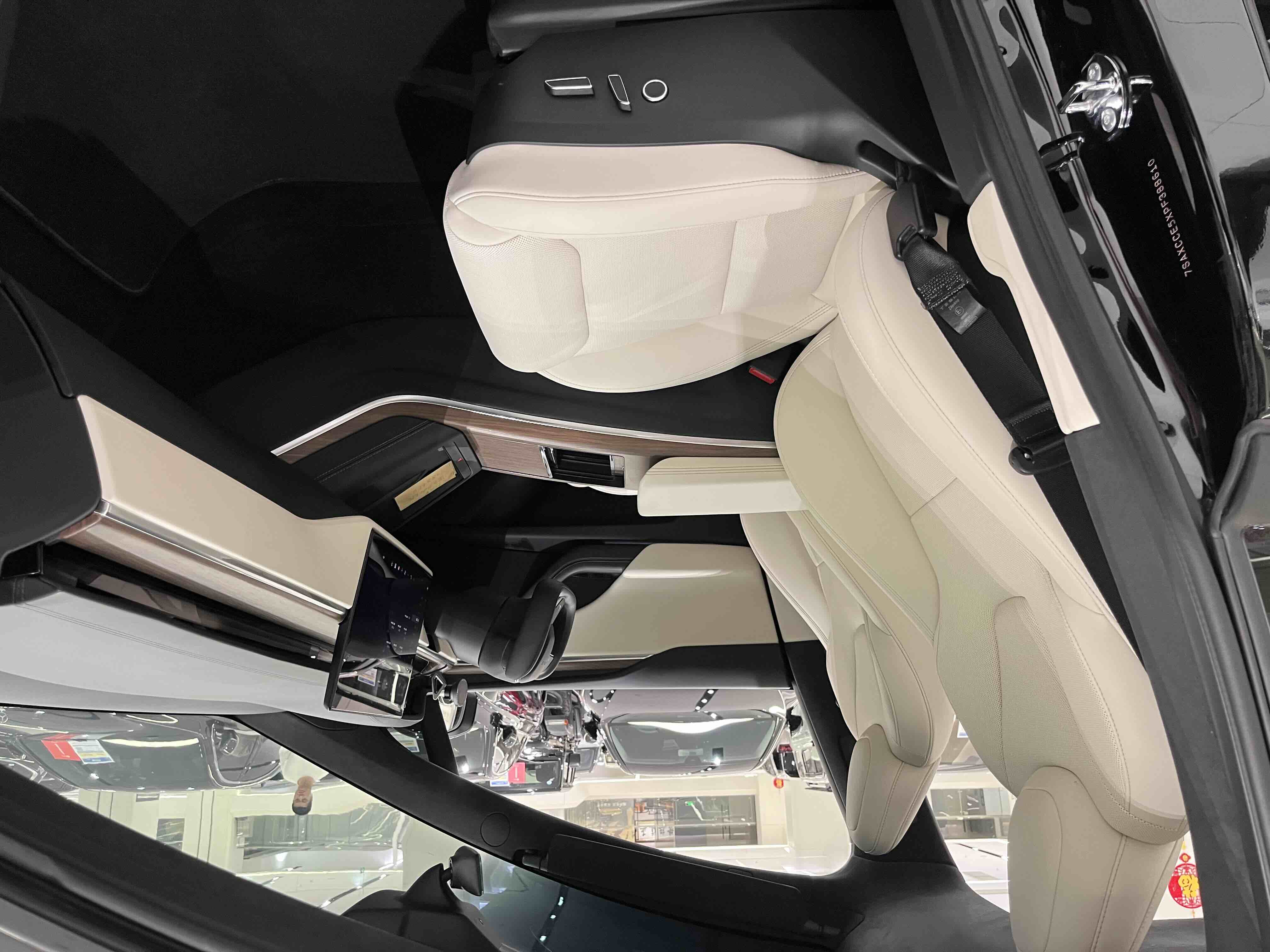 特斯拉 Model X 2023 汽车图片 #17