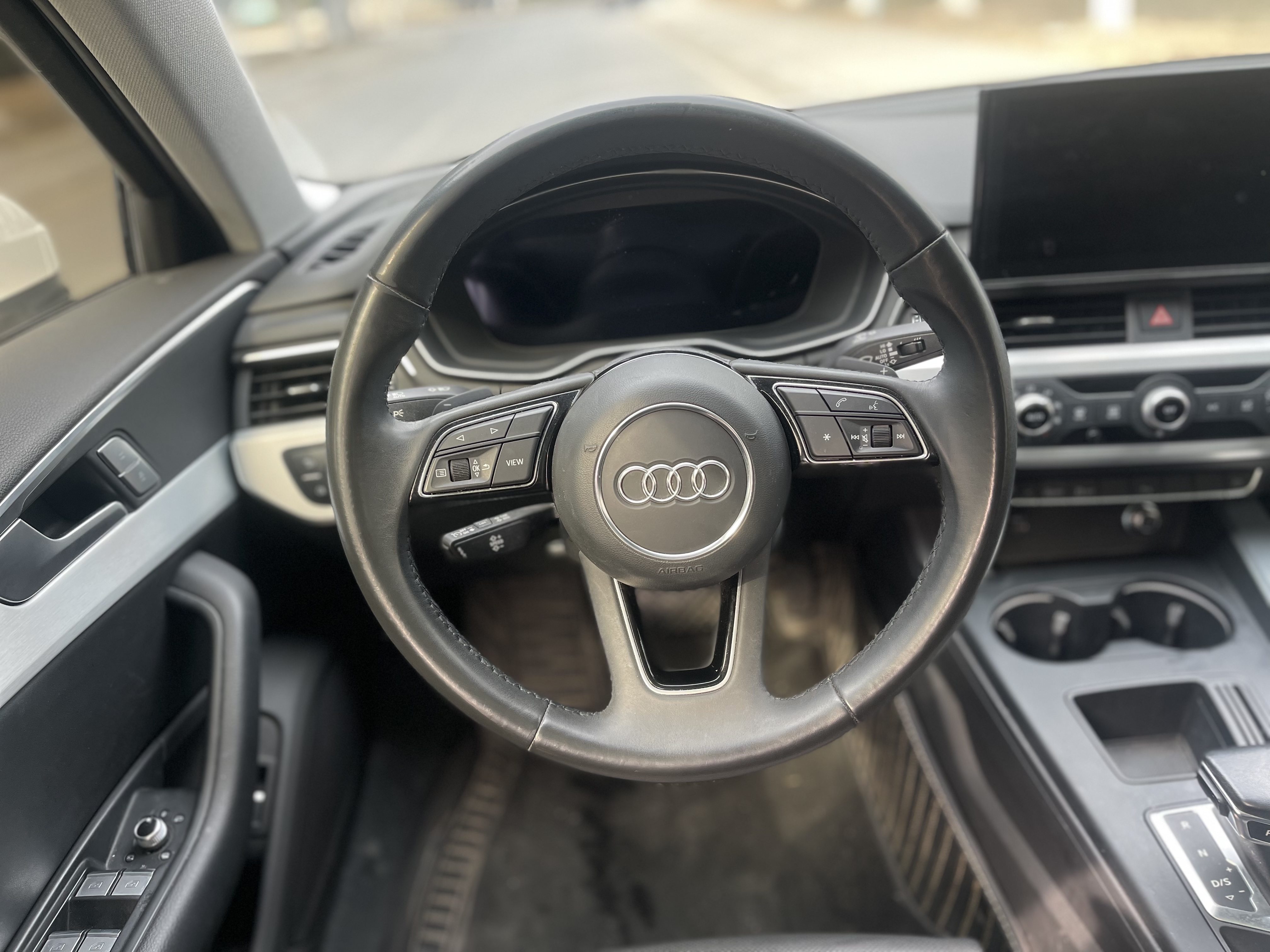 Audi A4L 2024 #17 Audi A4L 2024 car image #17