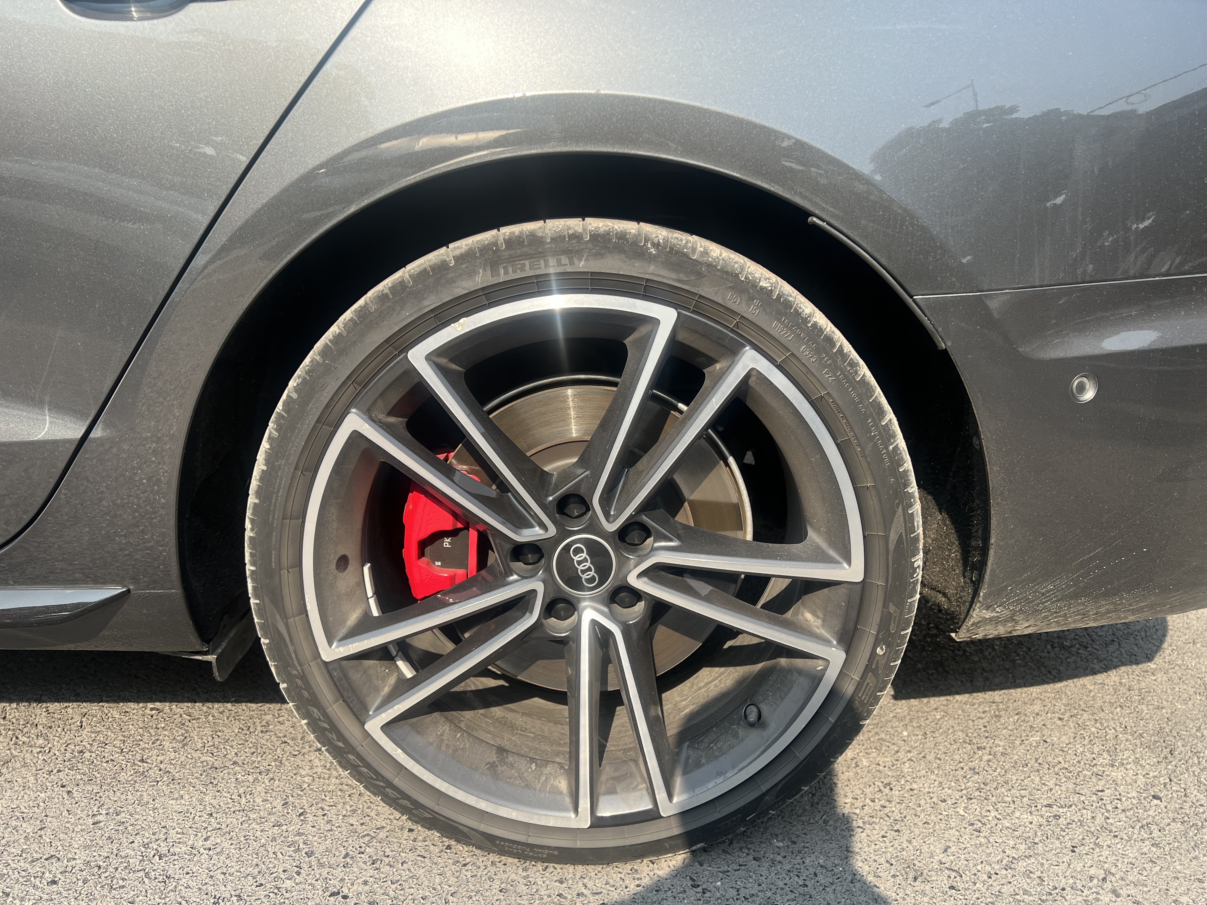 Audi A4L 2023 car image #17