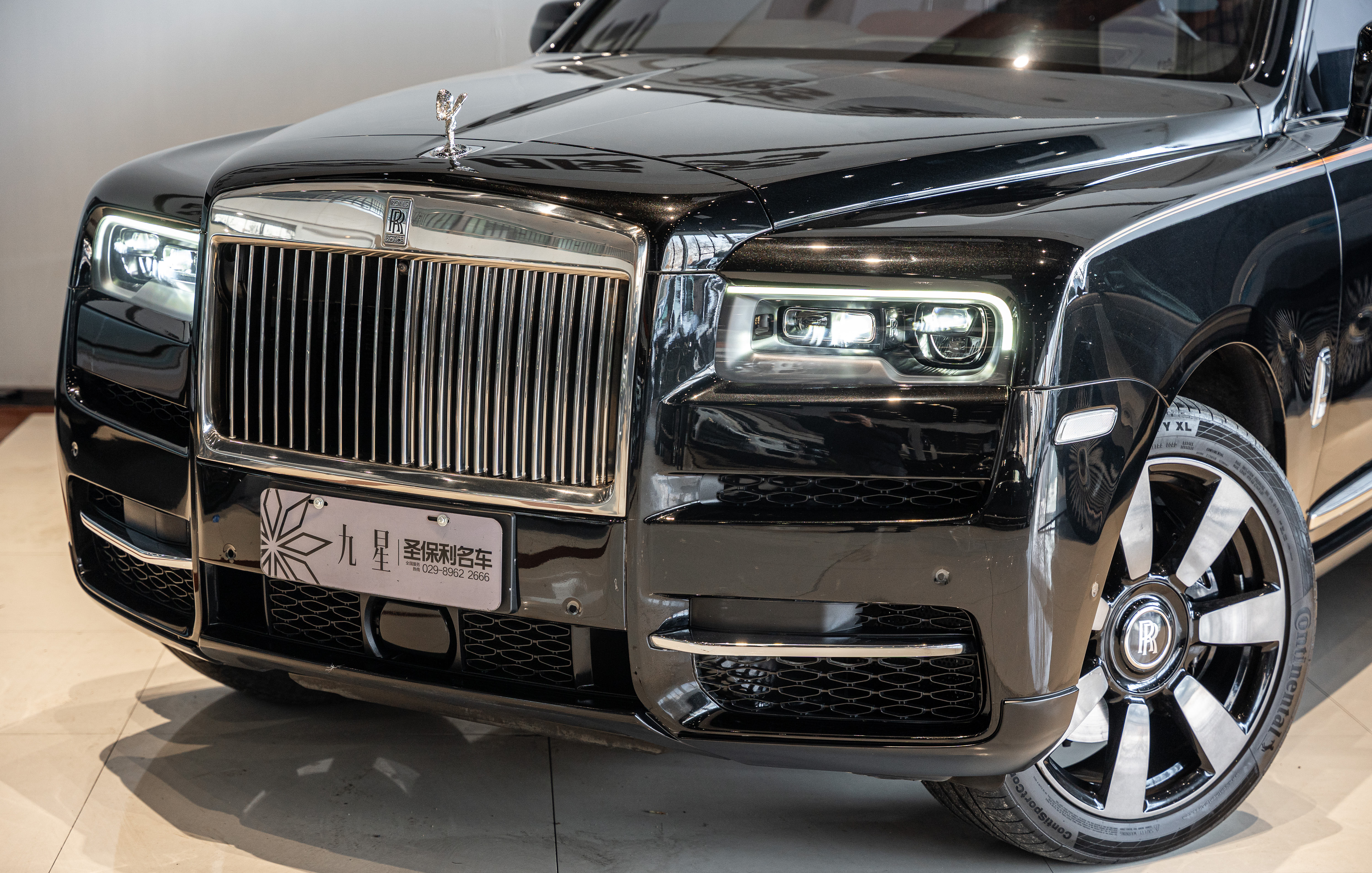 劳斯莱斯 库里南 2023 汽车图片 #17