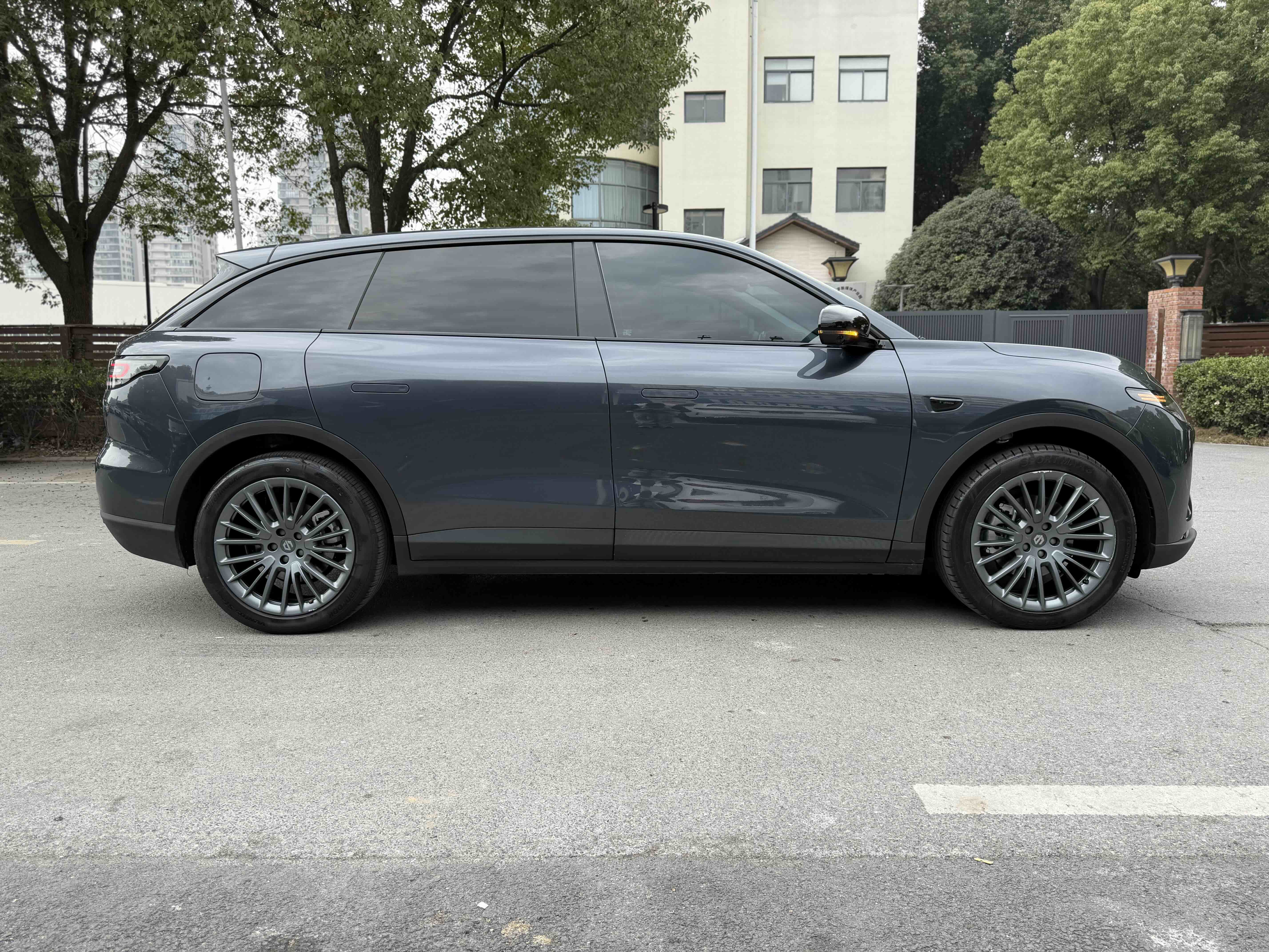 零跑汽车 零跑C11 2023 汽车图片 #17