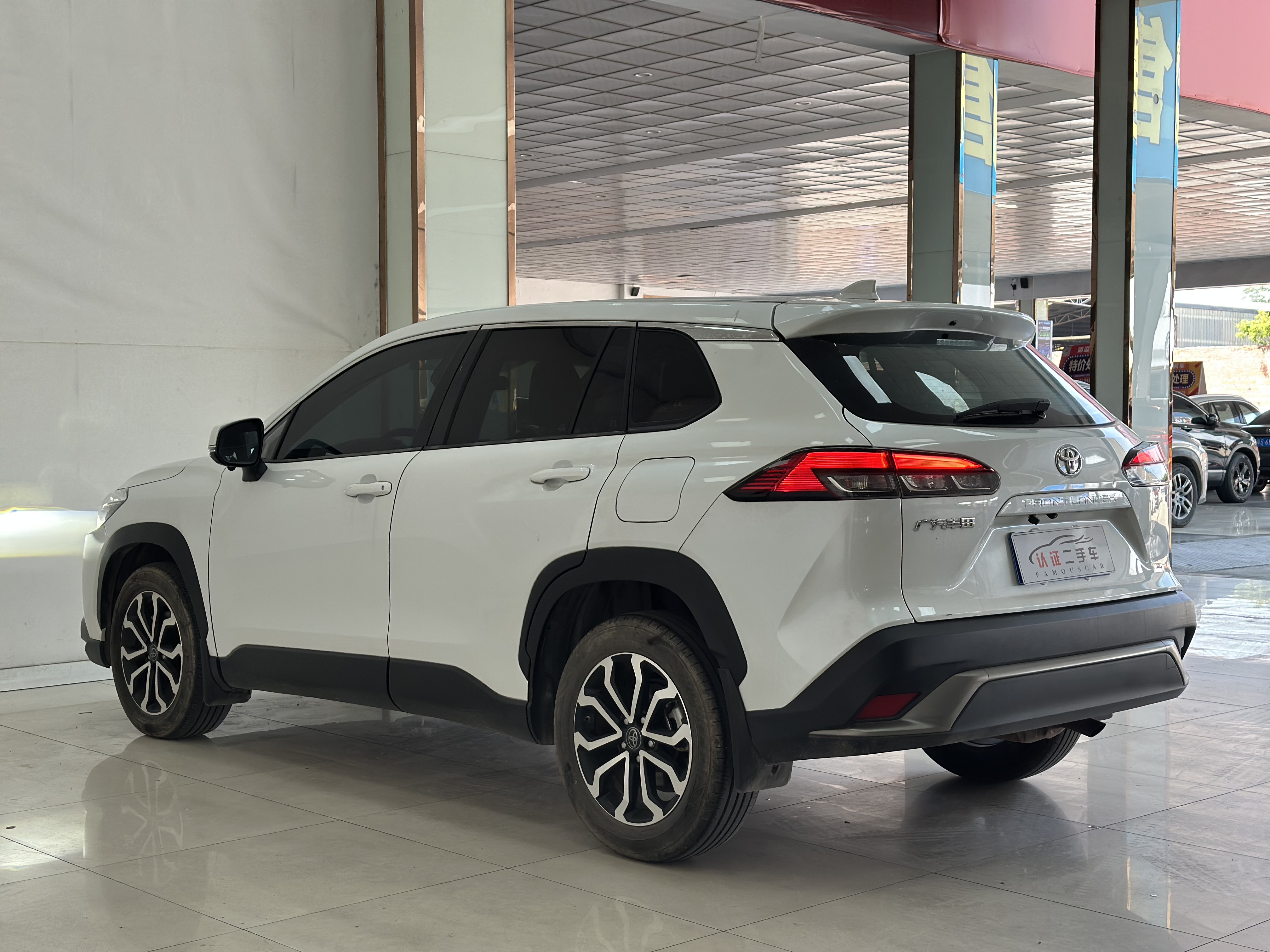 Toyota Frontlander 2023 immagine di auto #17