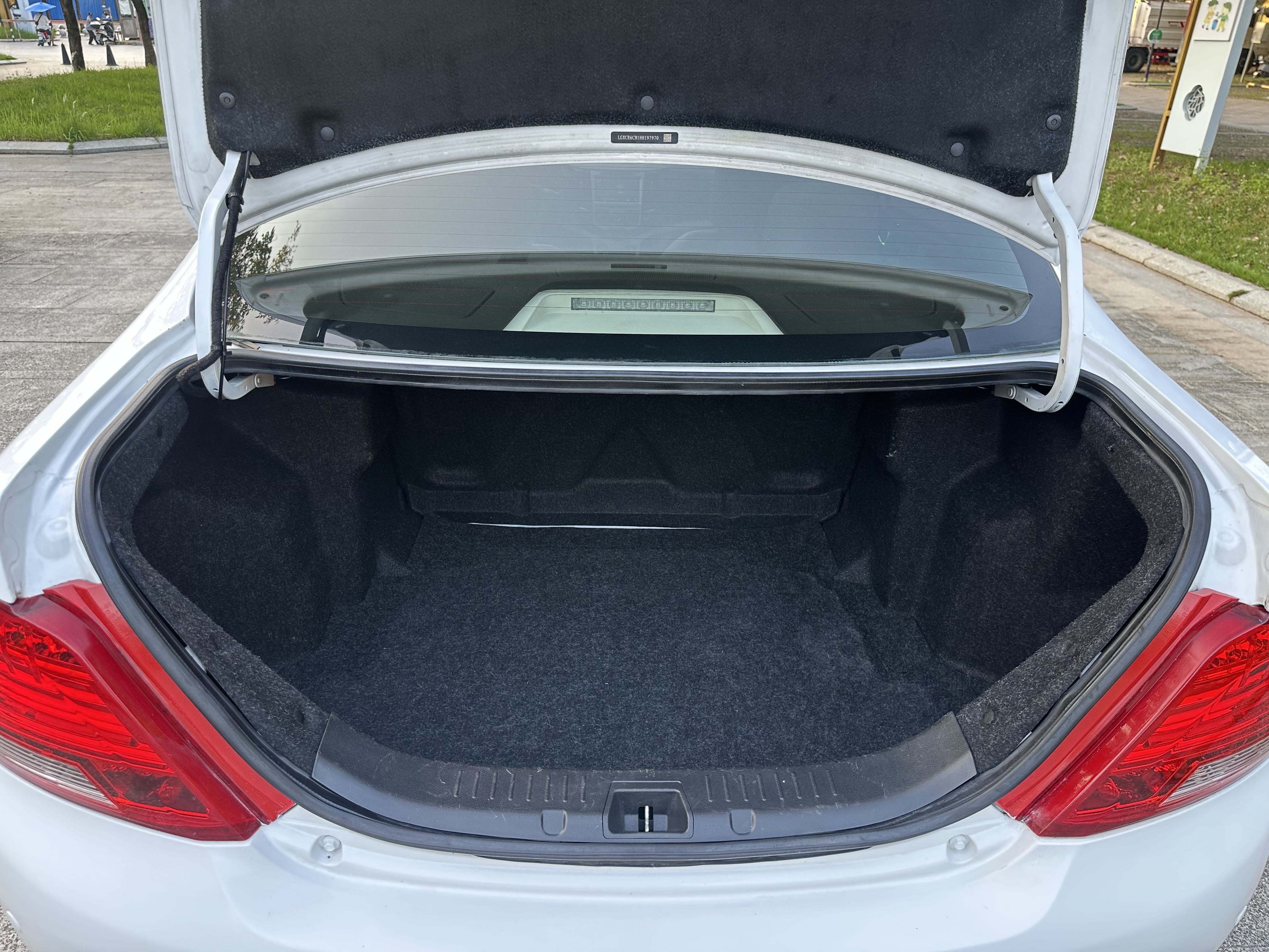 BYD G5 2017 #17 BYD G5 2017 car image #17