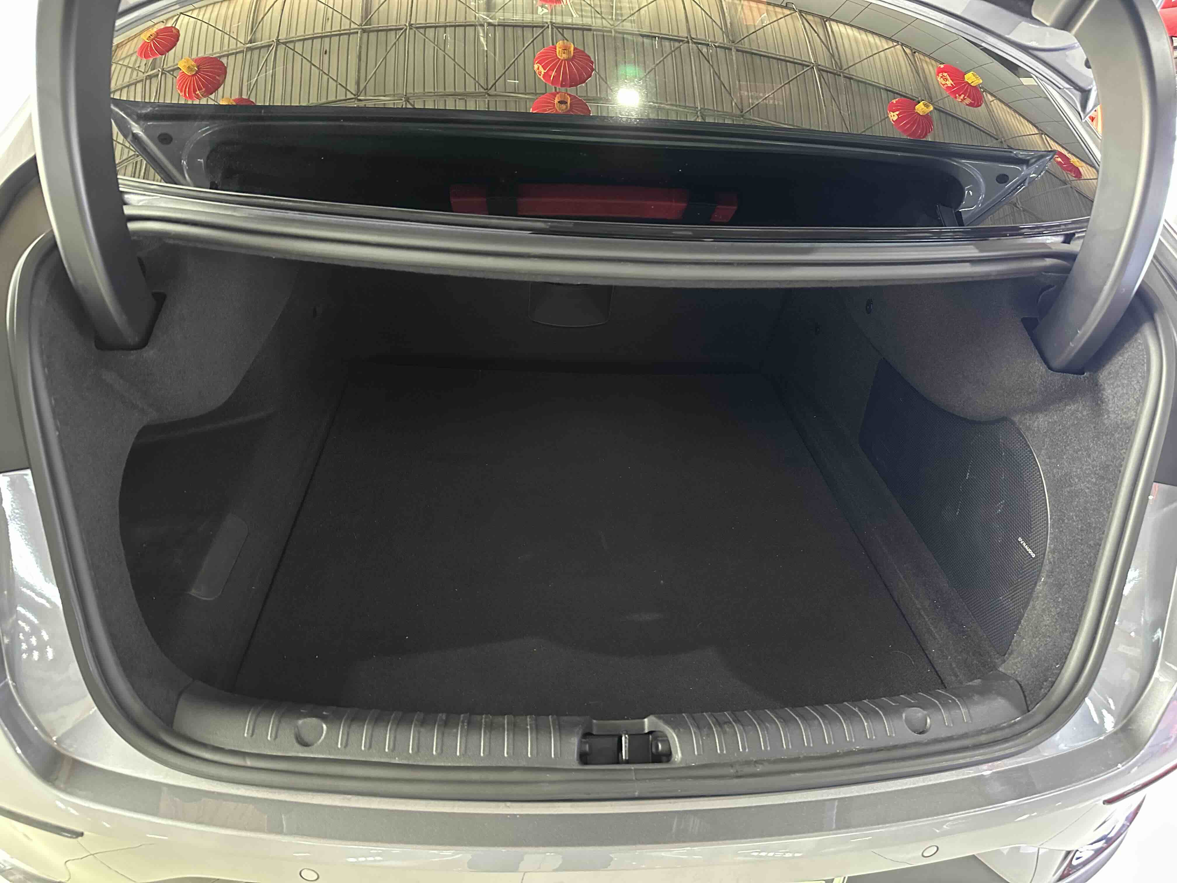 BYD Han 2023 car image #17