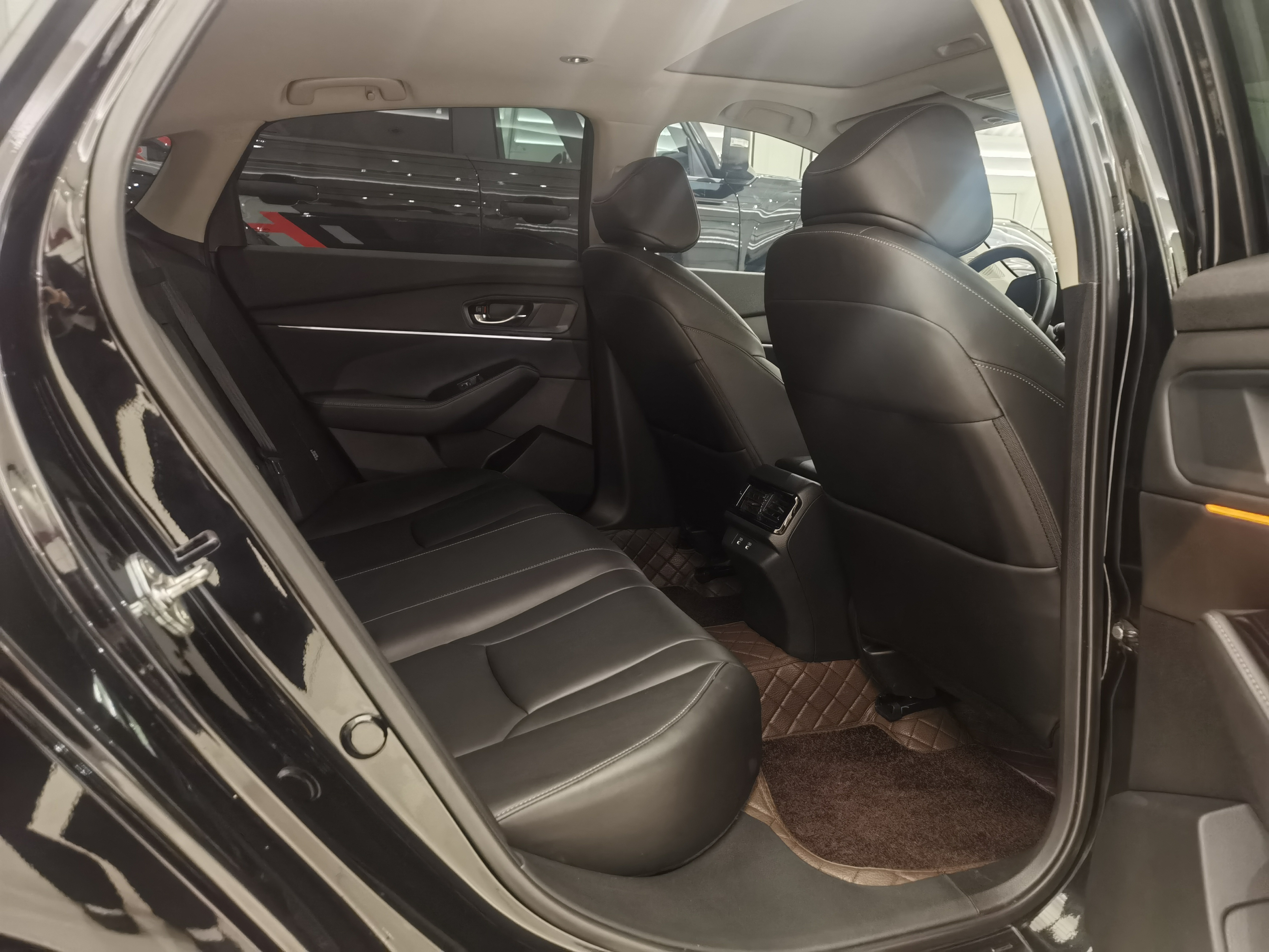 Honda Accord 2023 #17 Honda Accord 2023 car image #17