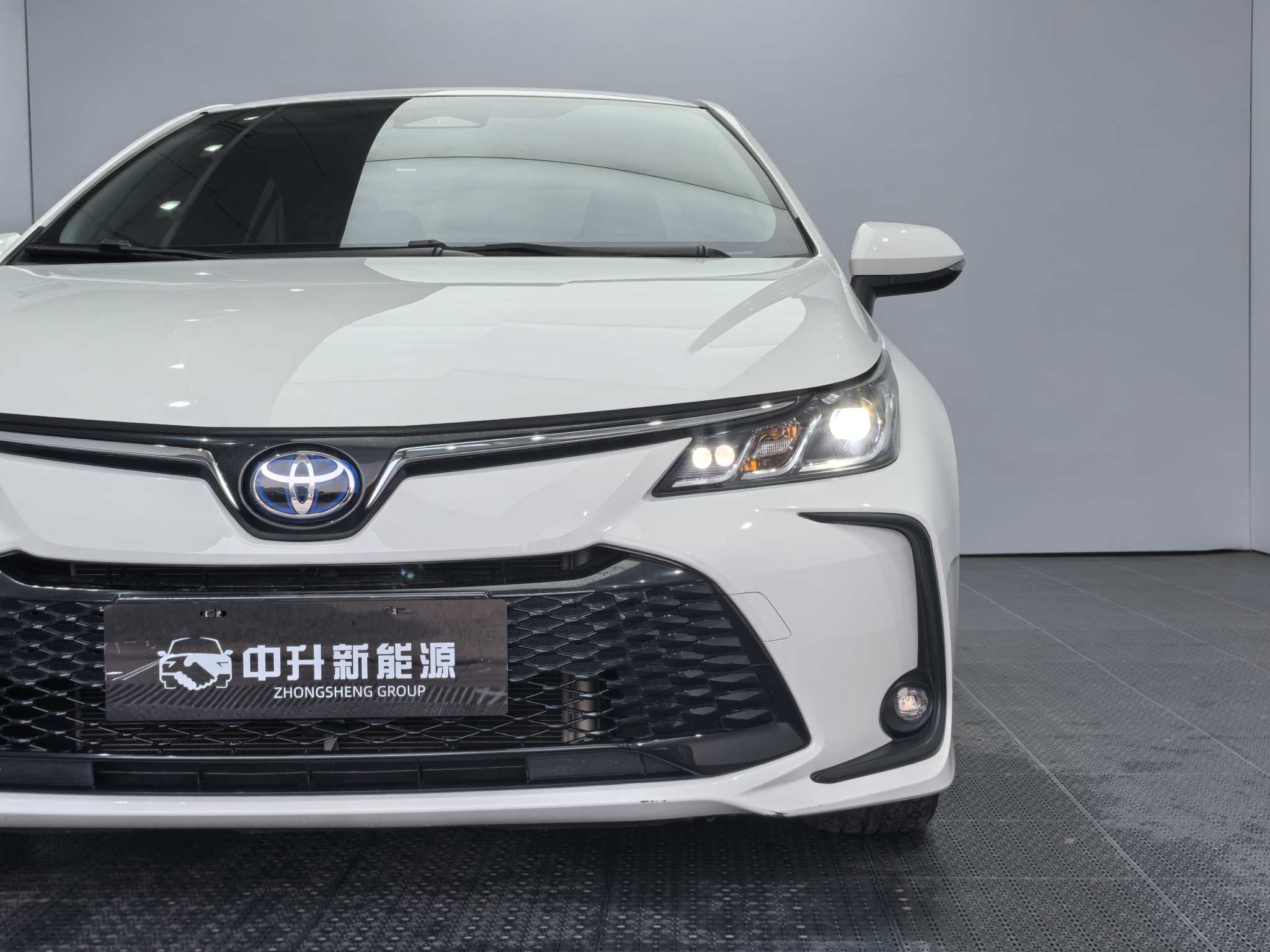 Toyota Corolla 2023 car image #17