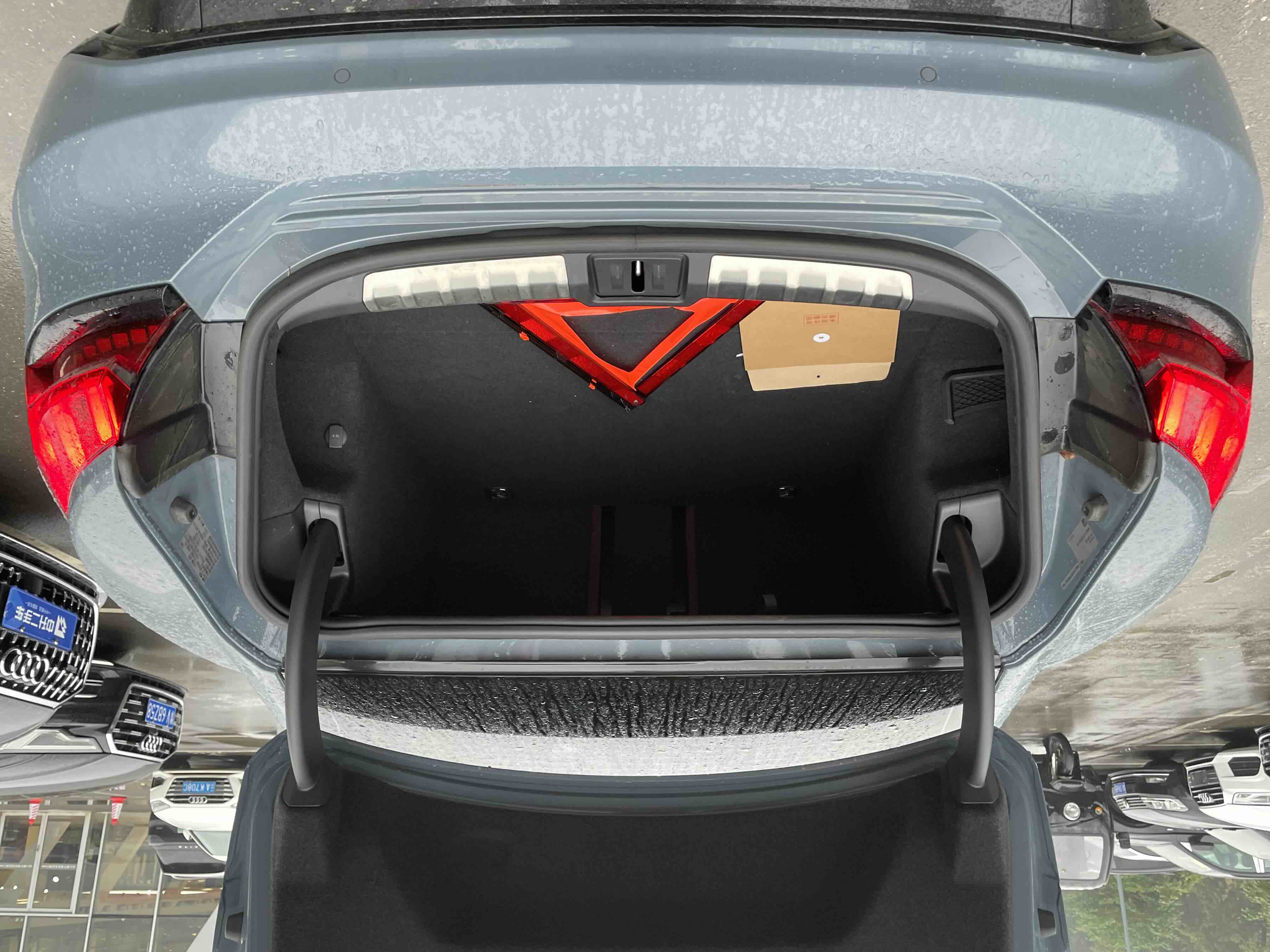 Audi e-tron GT 2024 car image #17