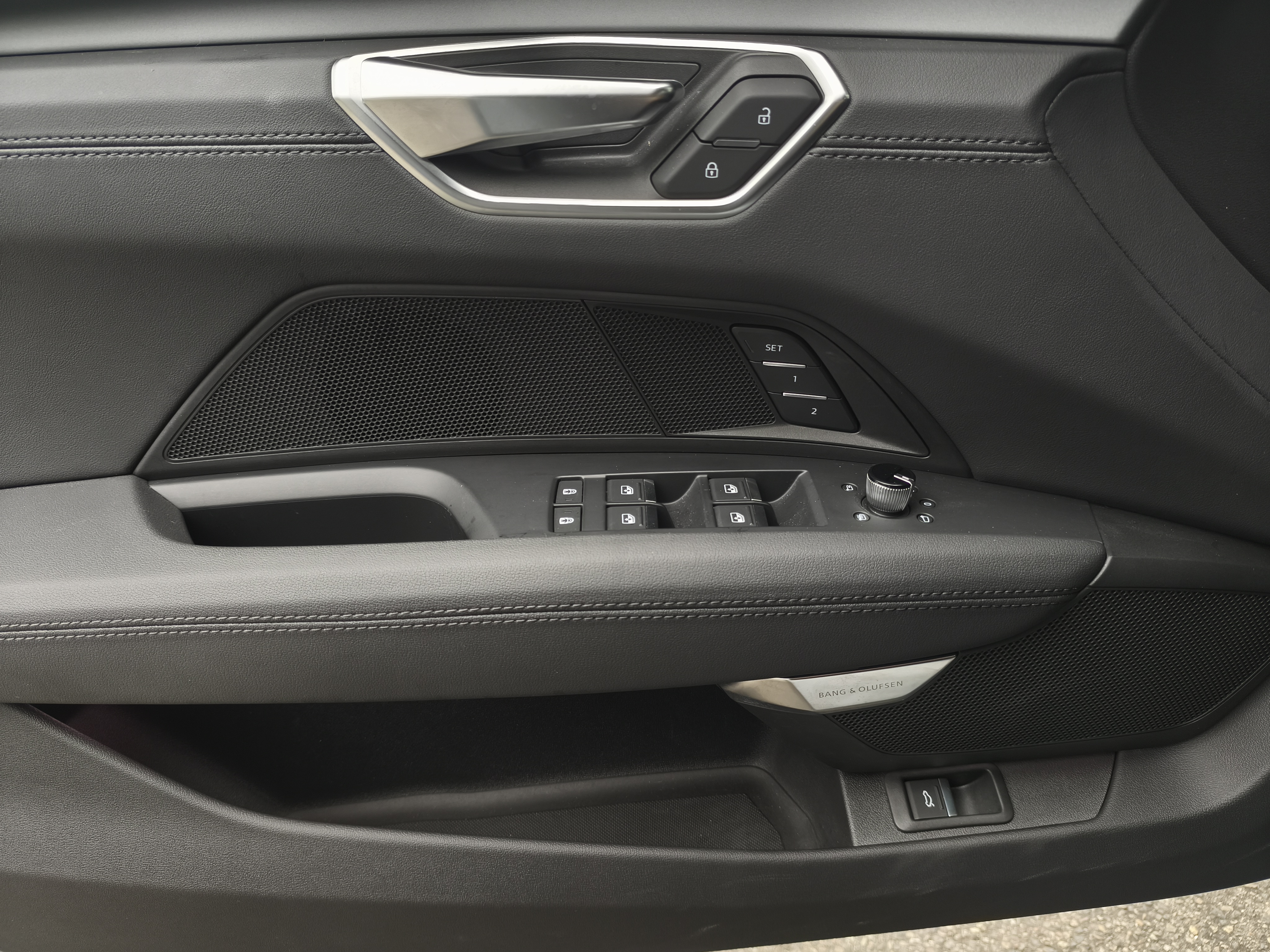 Audi e-tron GT 2024 صورة سيارة #17