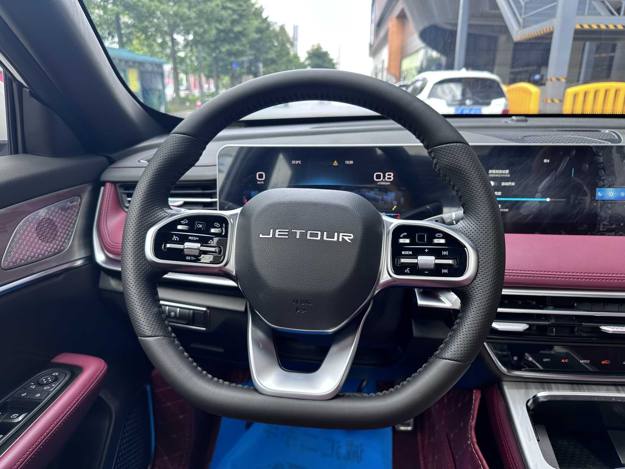 Jetour X70 PRO 2023 #17 Jetour X70 PRO 2023 car image #17