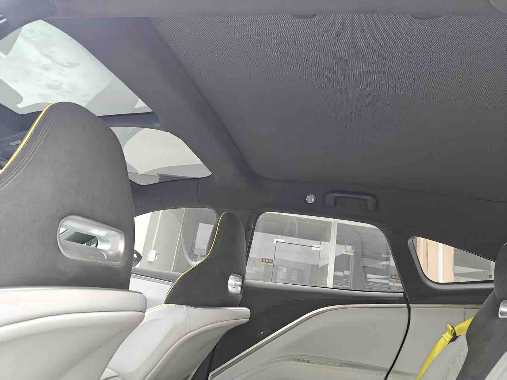 Avatr 2023 car image #17