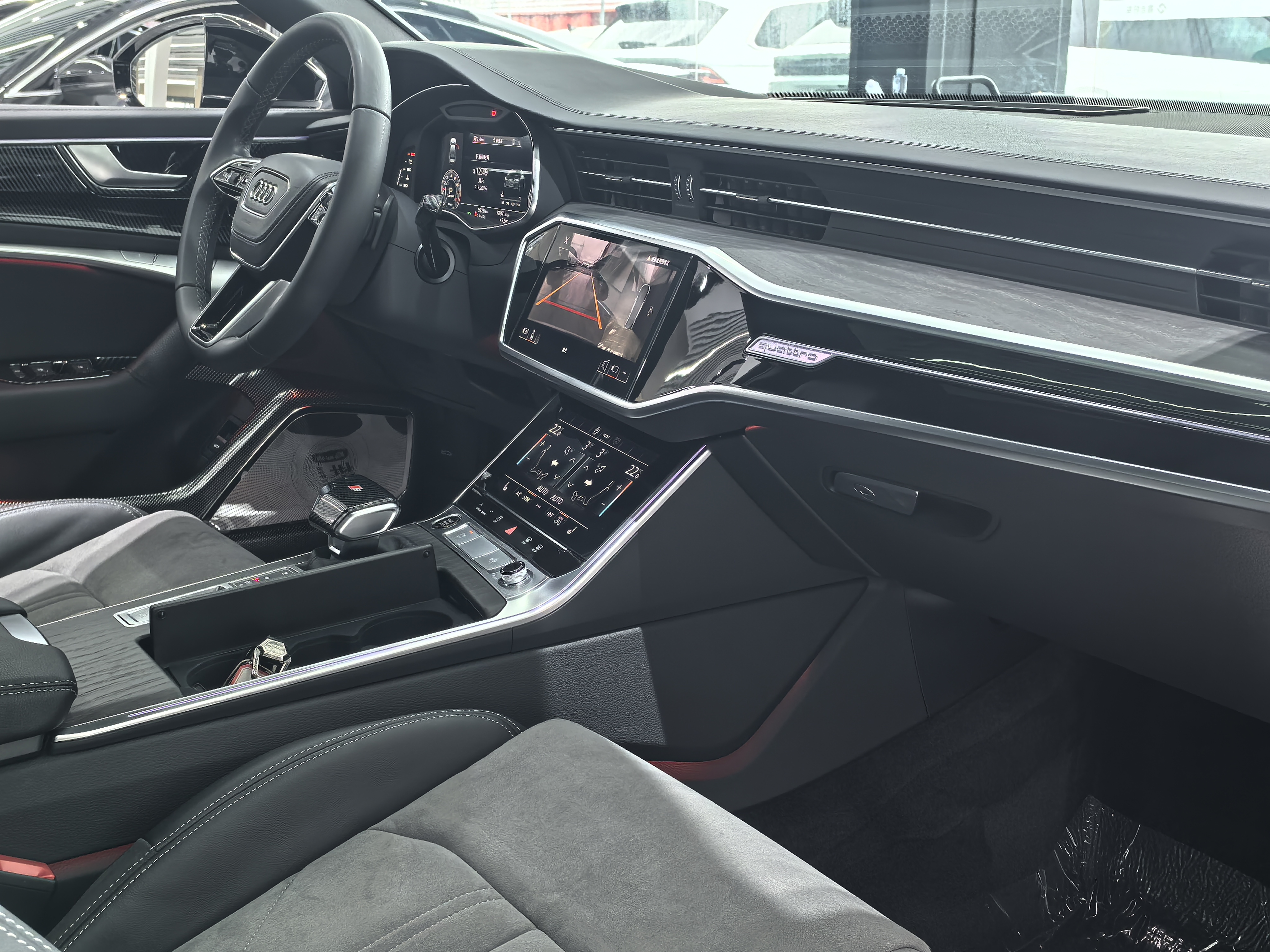 2024 car image #17