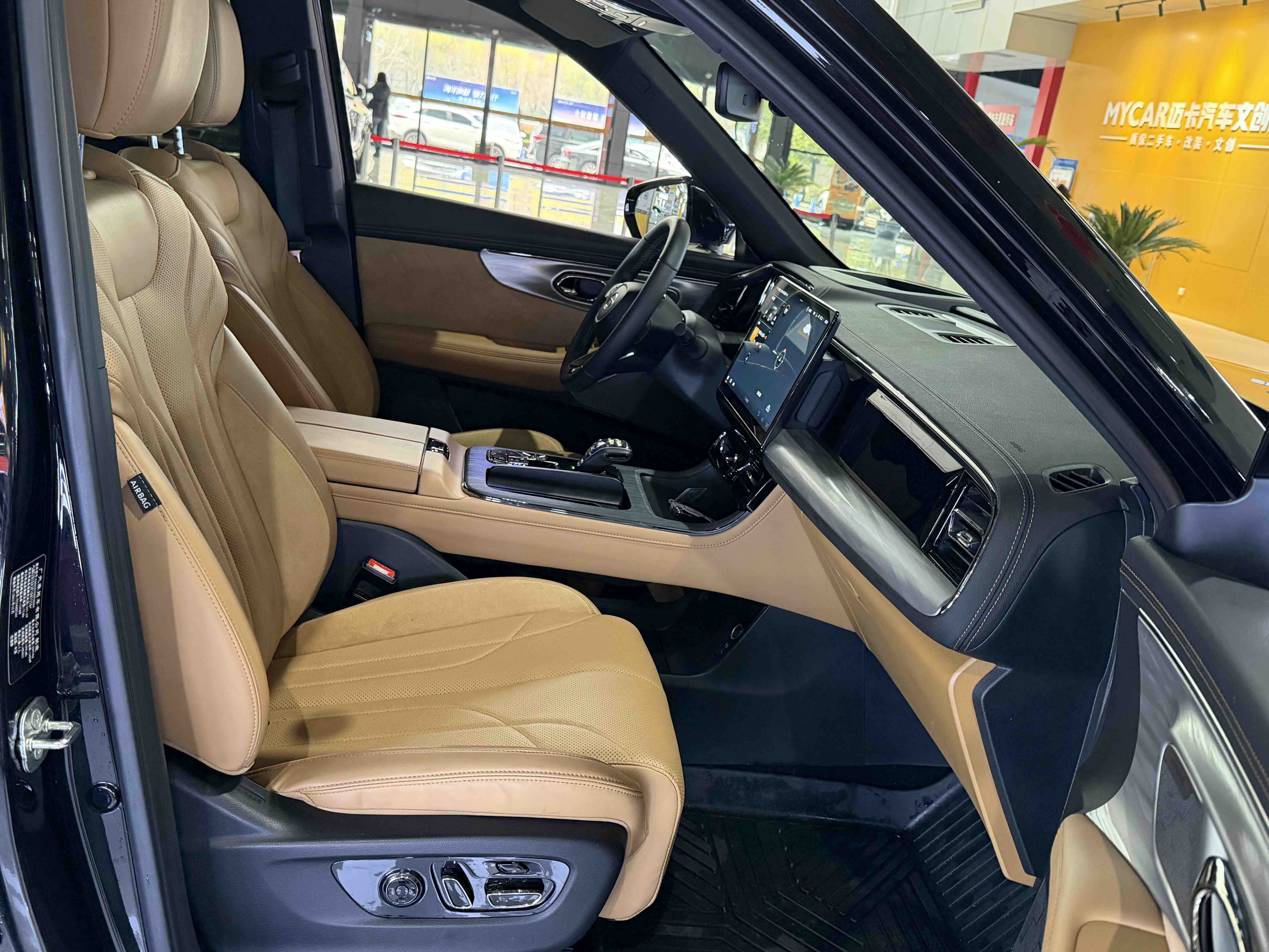 GAC Trumpchi ES9 2024 car image #17