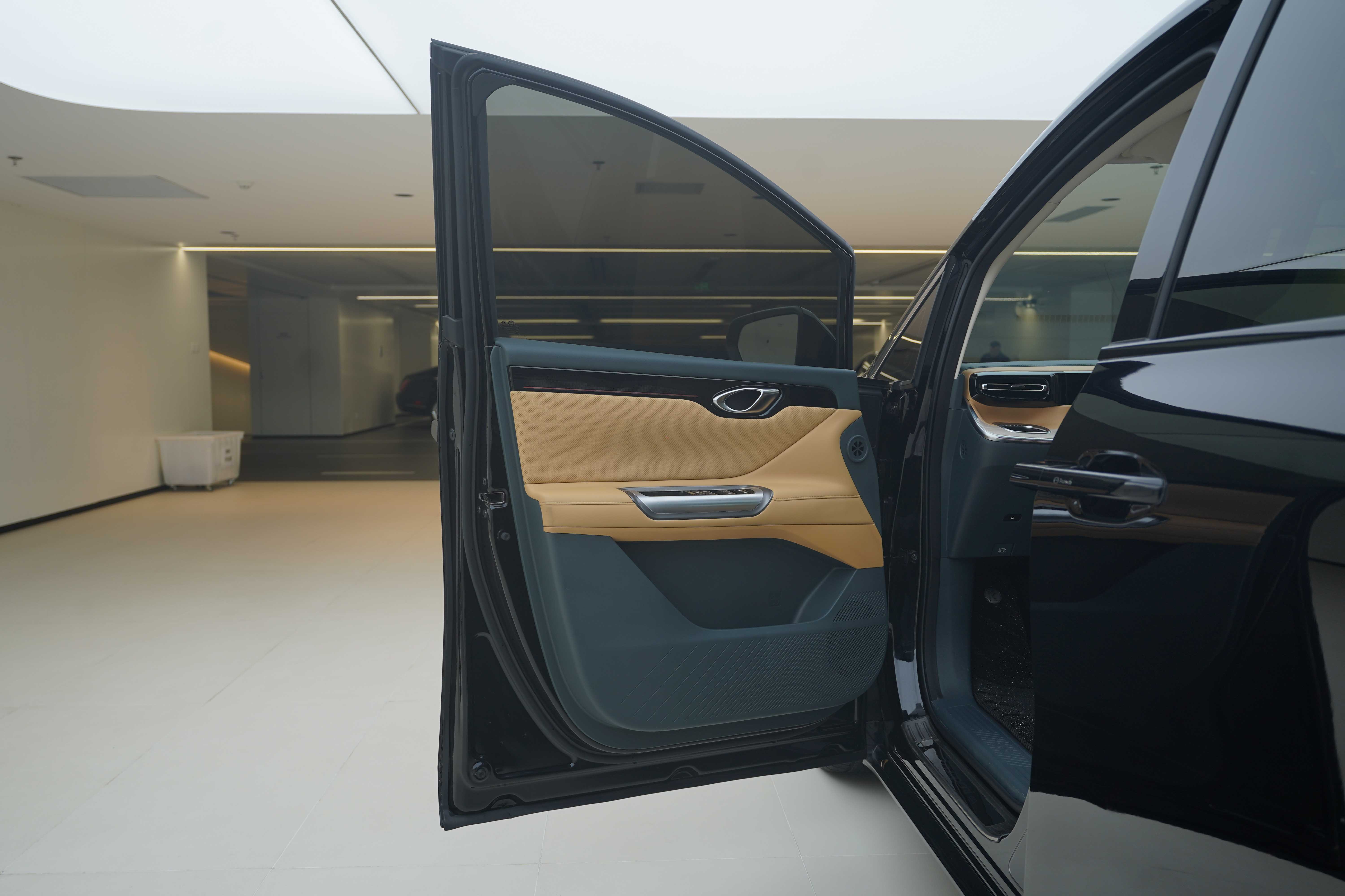 GAC Trumpchi E8 New Energy 2024 car image #17