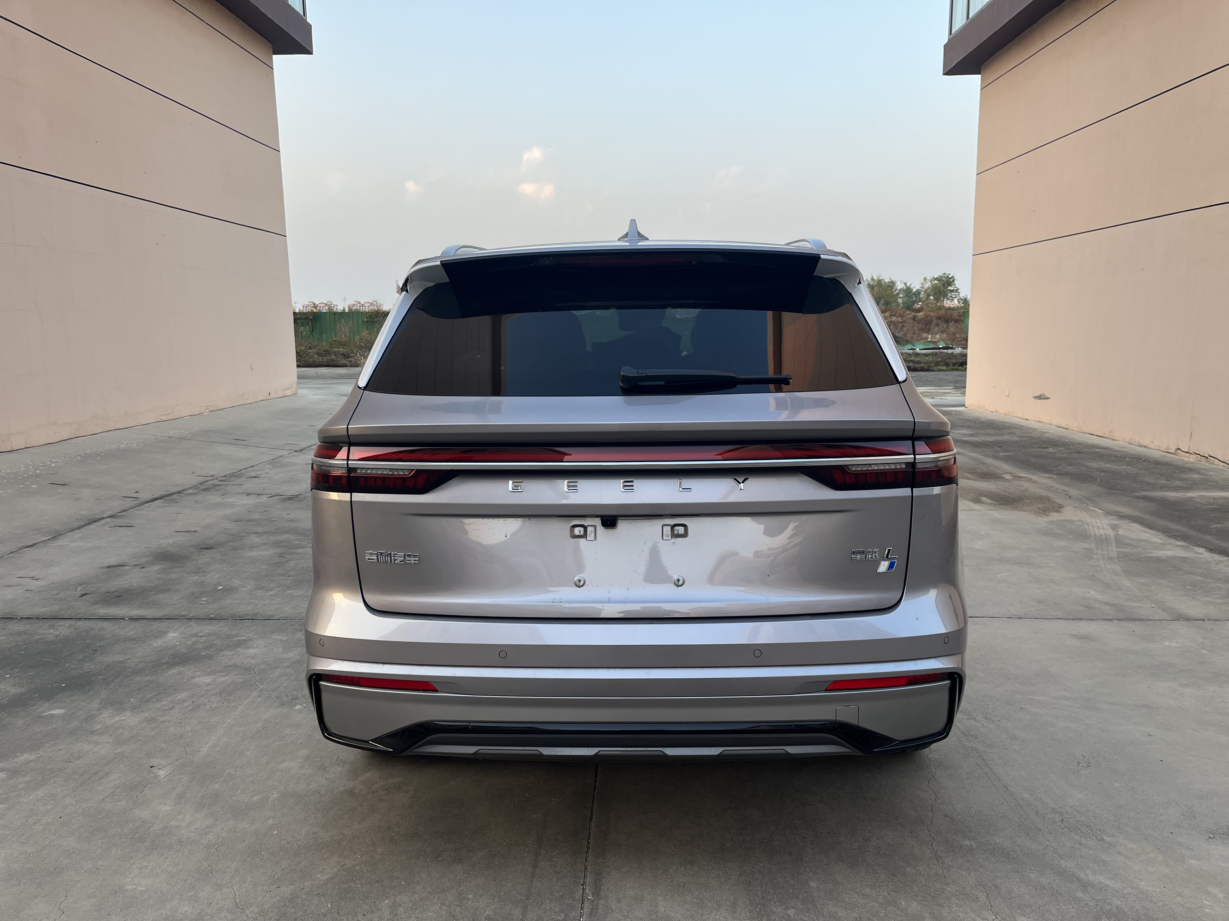 GEELY Monjaro MHEV 2025 immagine di auto #17