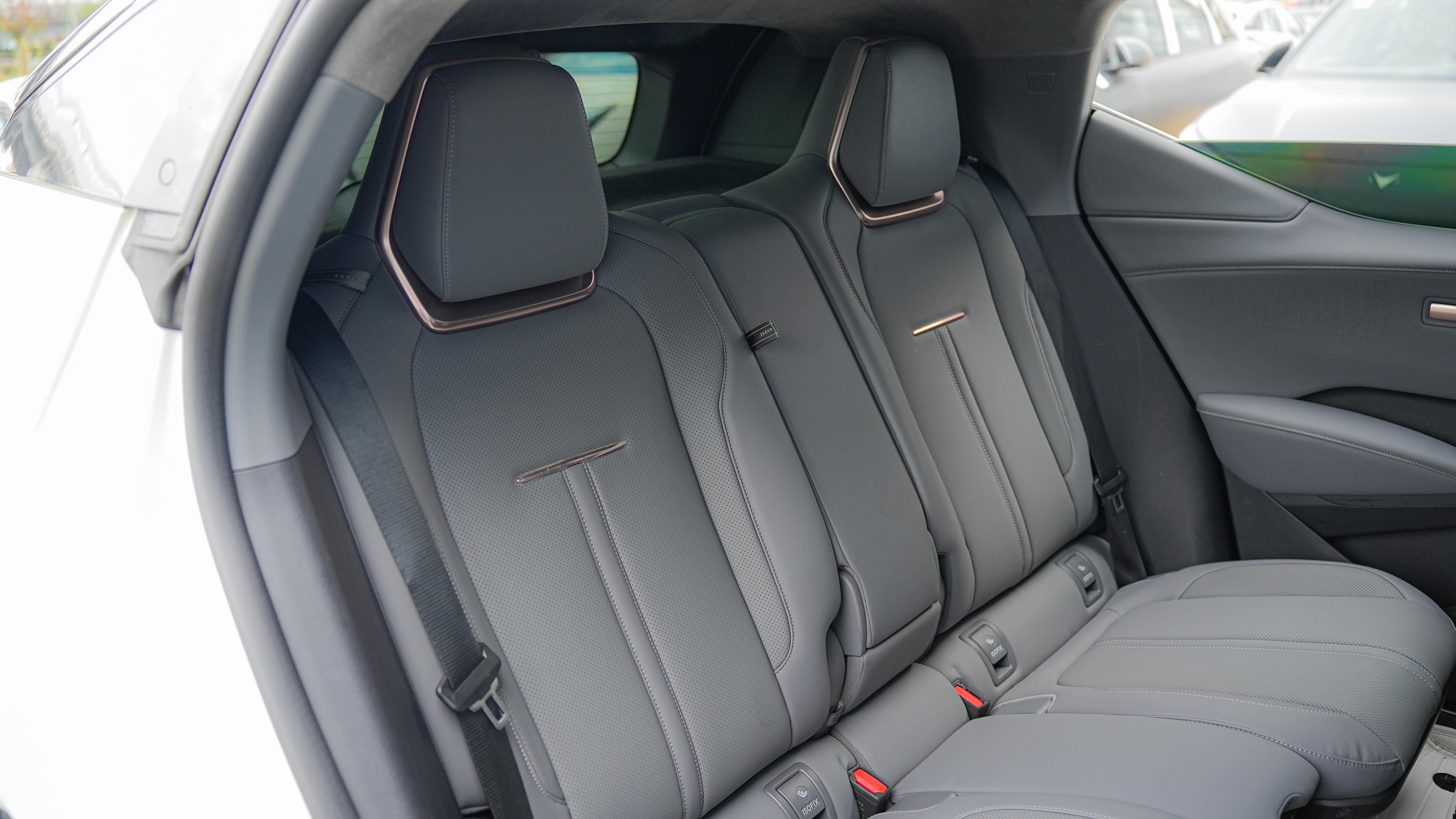 Zeekr X 2024 immagine di auto #17