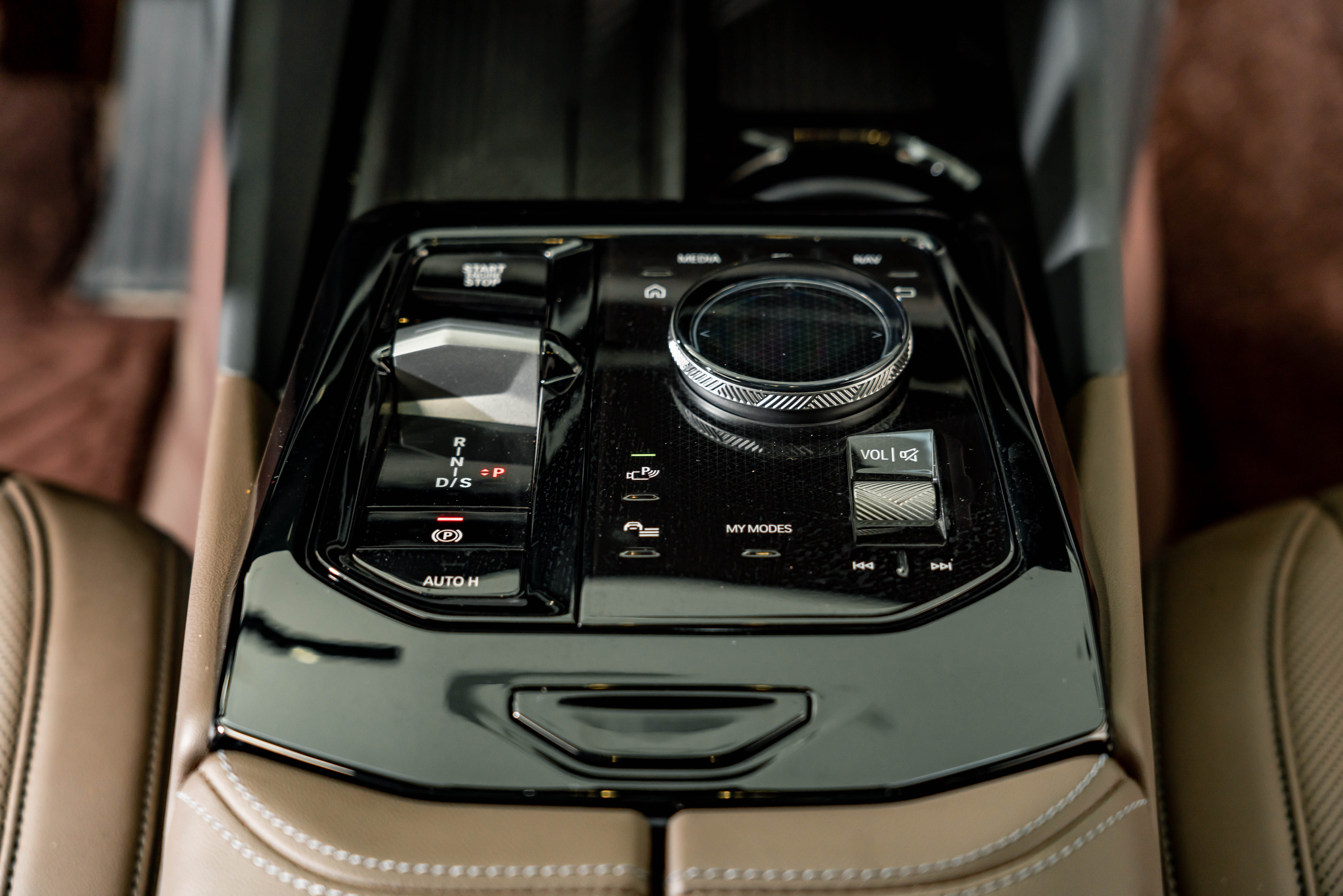 BMW 5 Series 2025 car image #17