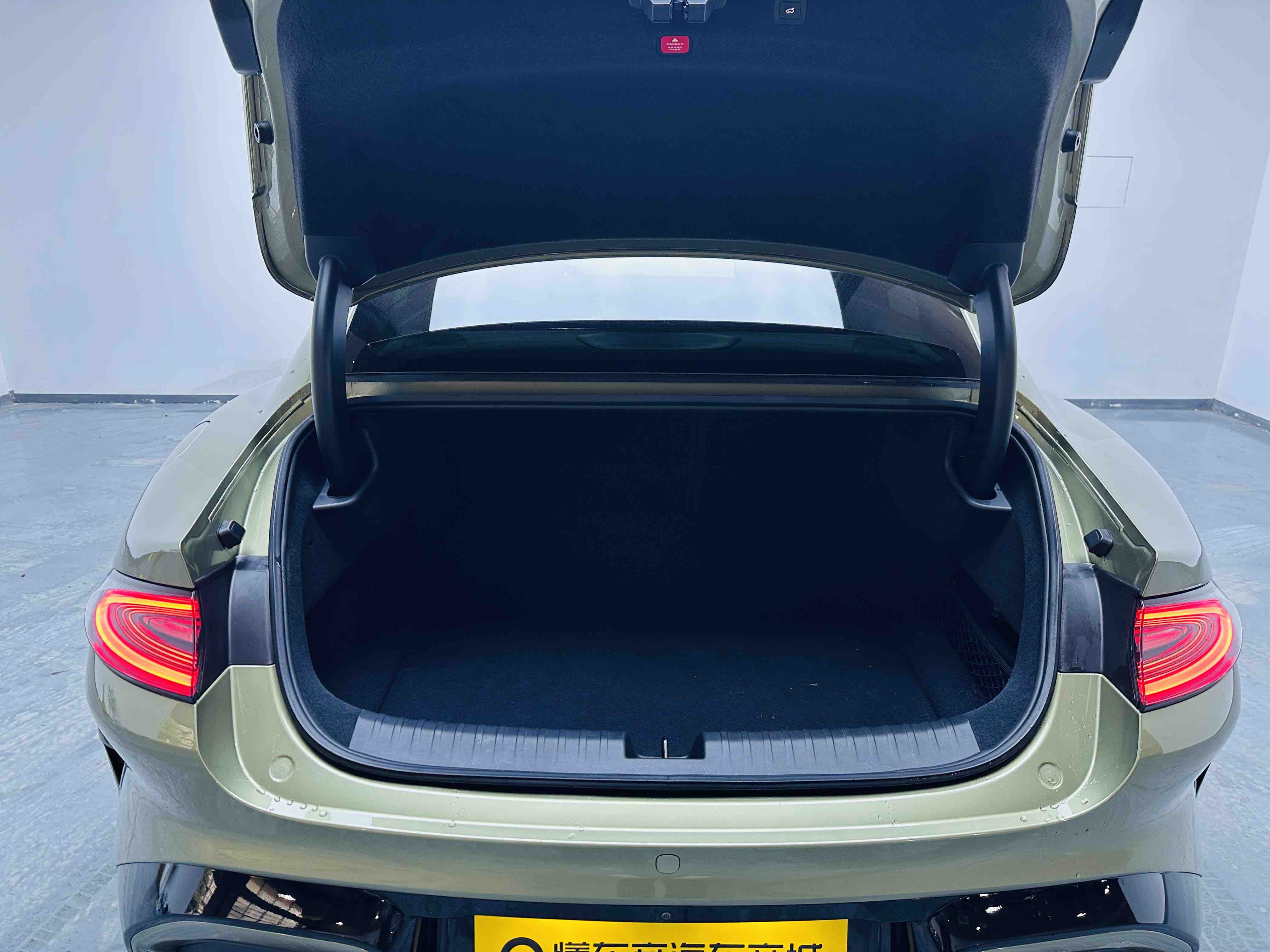 MI SU7 2024 image de voiture #17