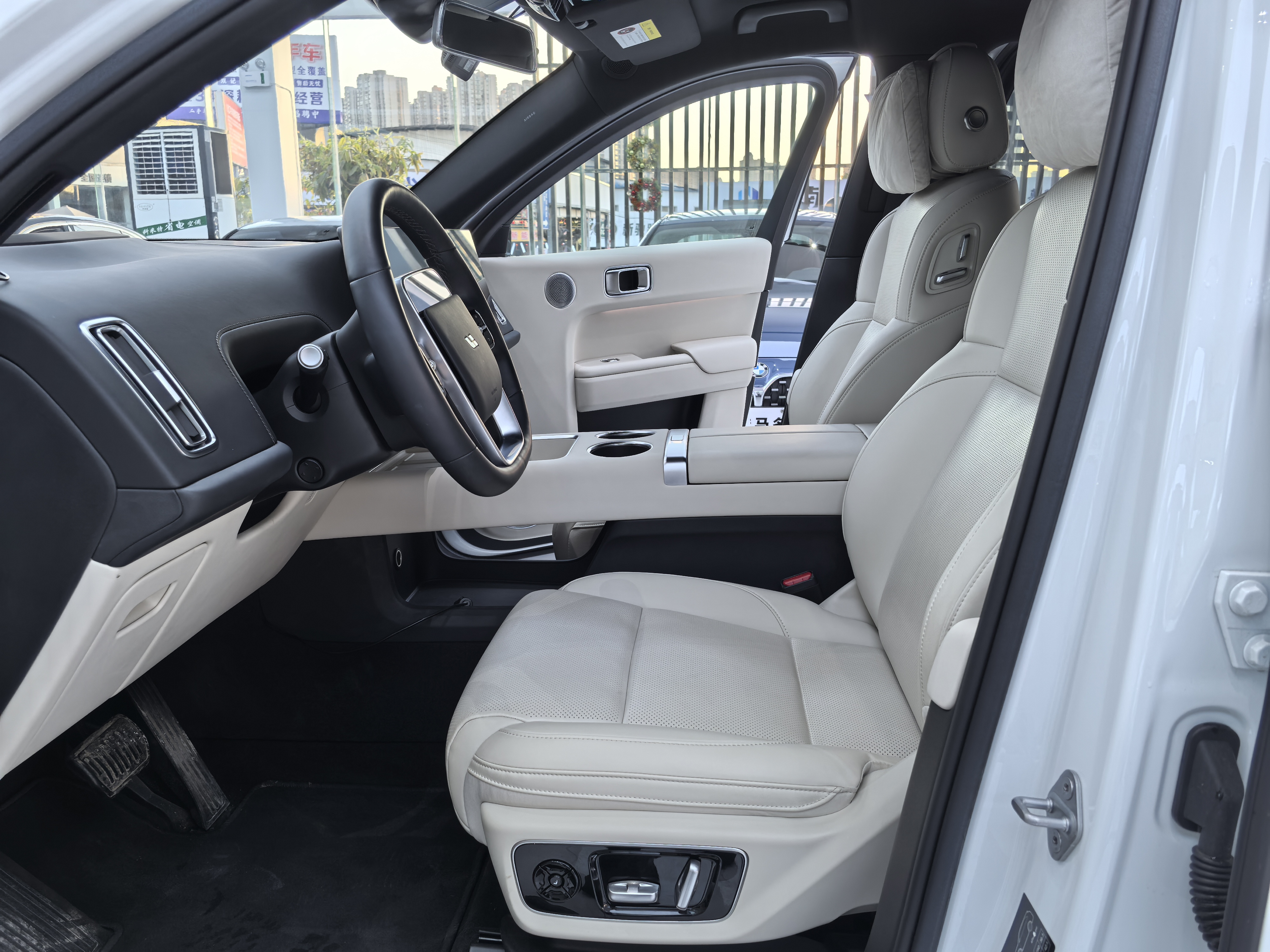 Li L7 2024 imagen de coche #17