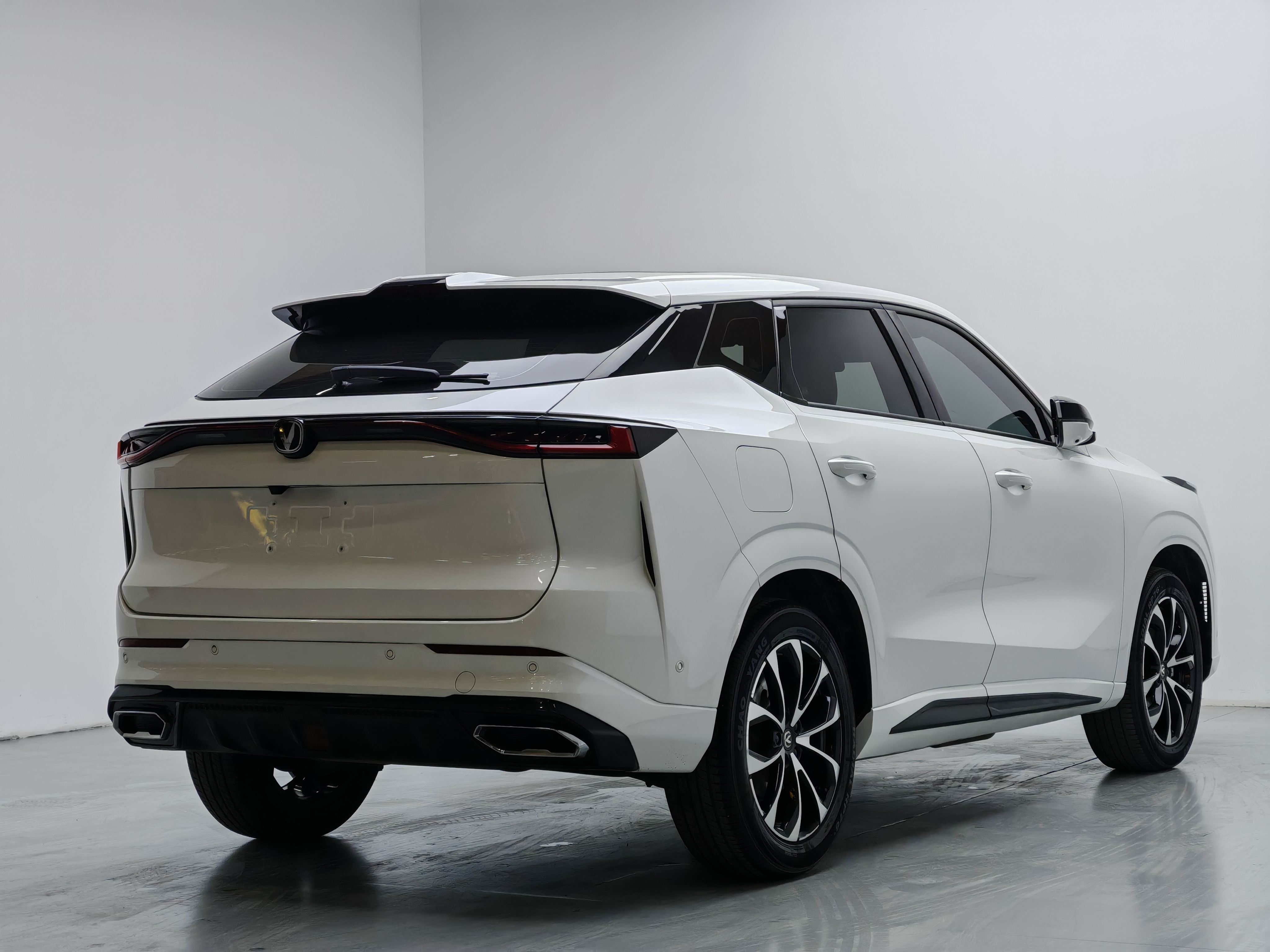 Changan UNI-Z PHEV 2024 #17 Changan UNI-Z PHEV 2024 car image #17