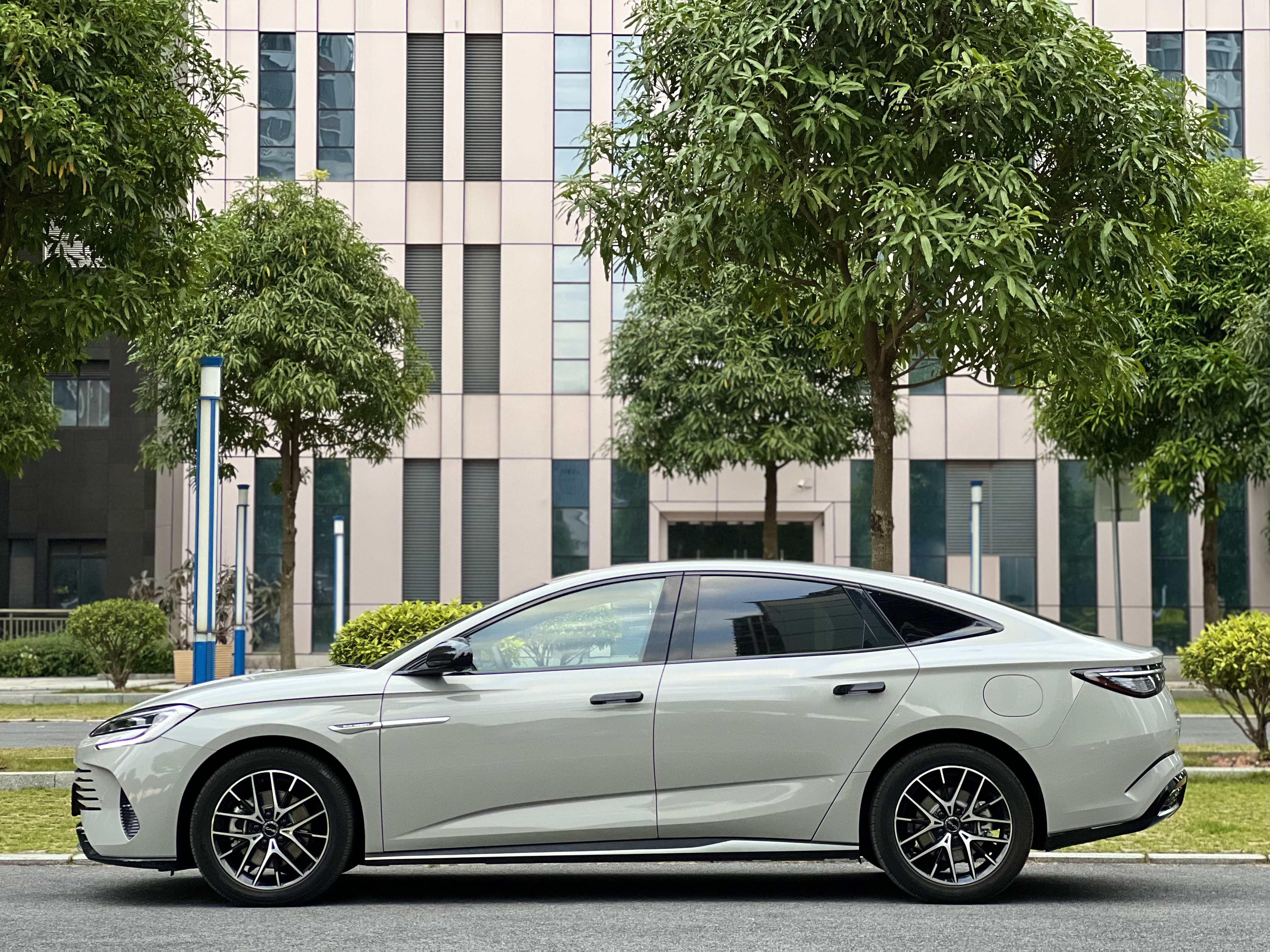 BYD Seal 2024 immagine di auto #17