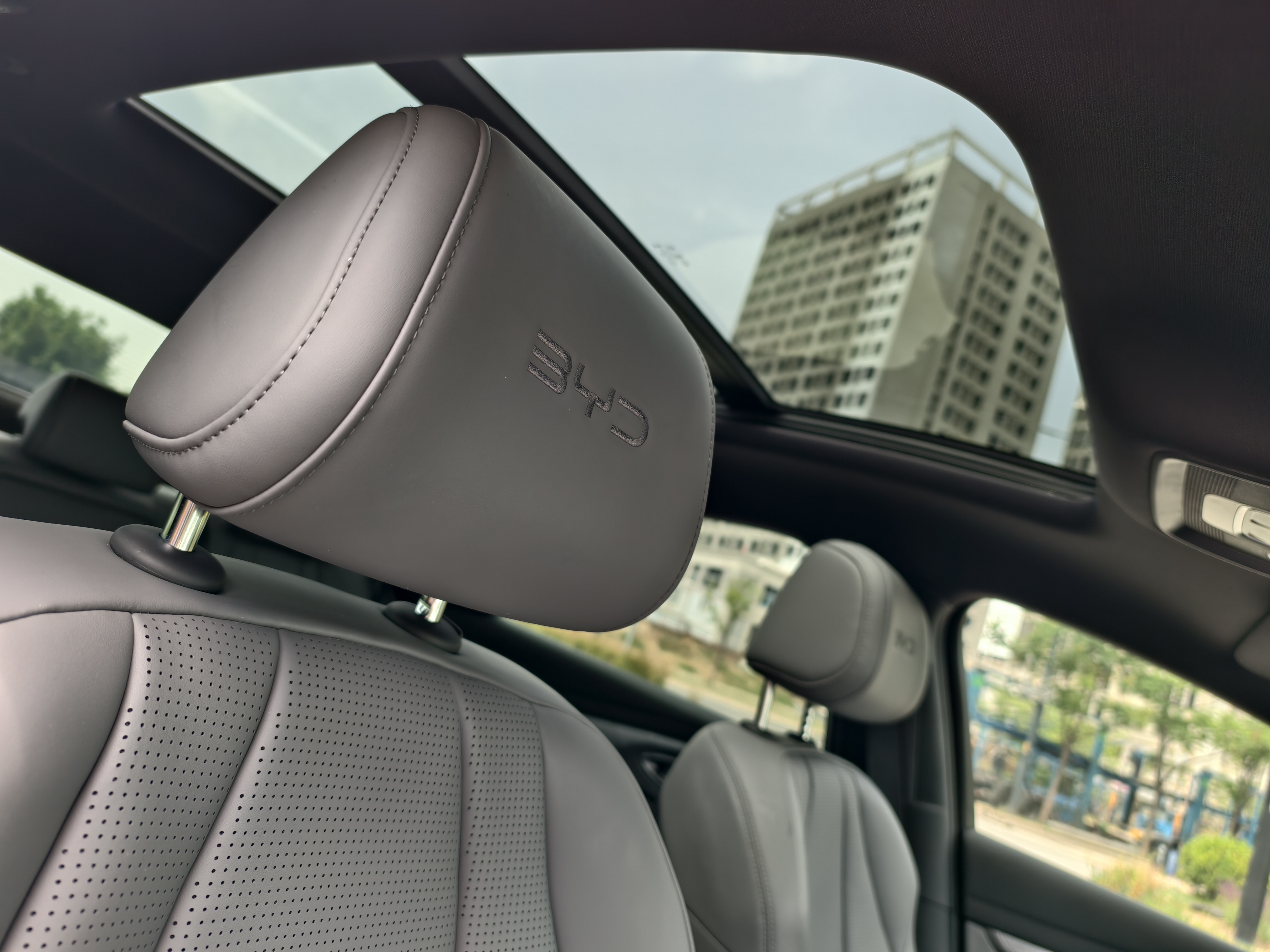 BYD Seal 2024 immagine di auto #17