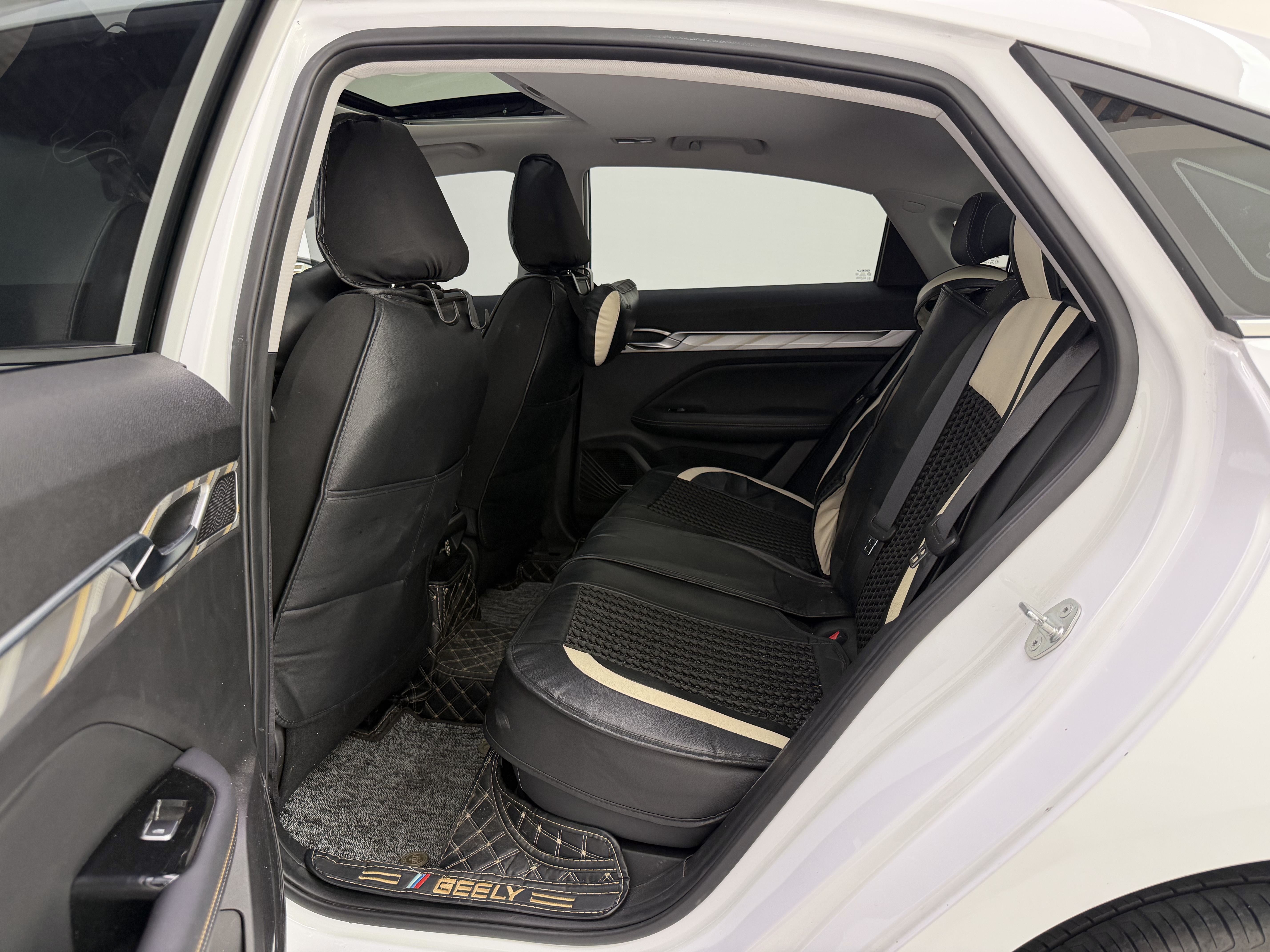 GEELY Emgrand L HiP 2024 imagem de carro #17