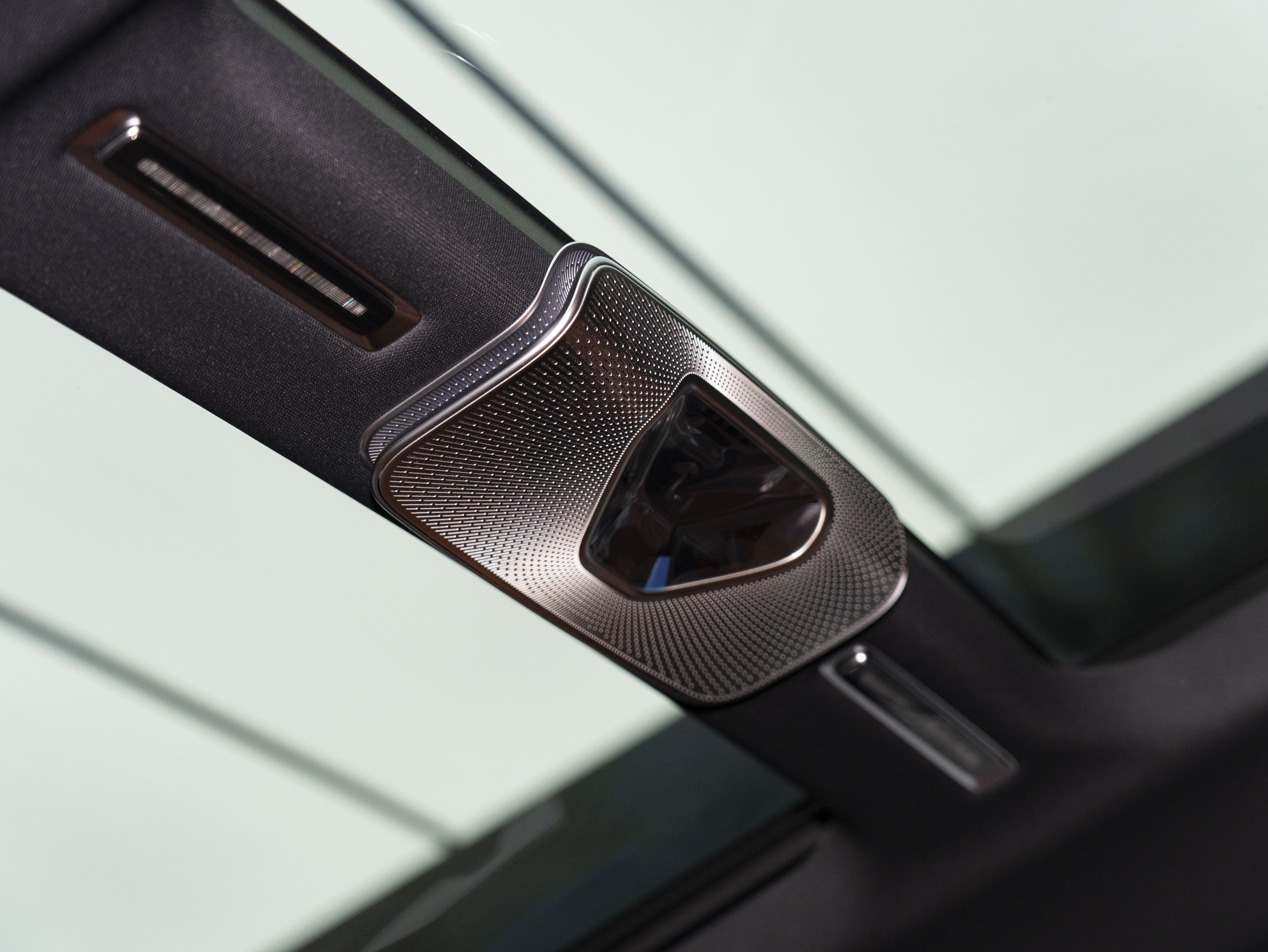 Mercedes-Benz S AMG New Energy 2025 изображение автомобиля #17